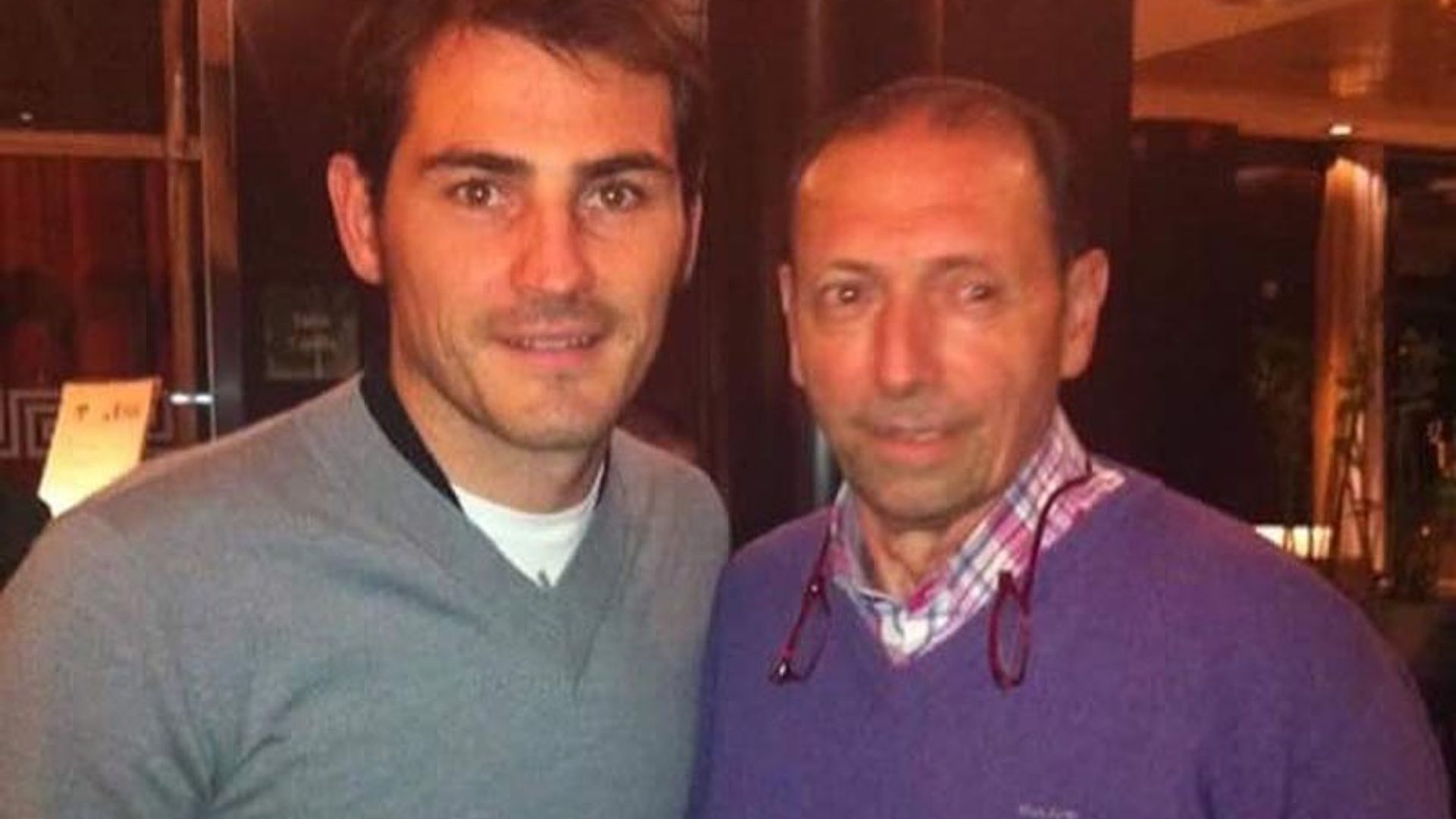 Iker Casillas, David Bustamante y Gerard Piqué lamentan la inesperada muerte de 'Quini', una leyenda del fútbol