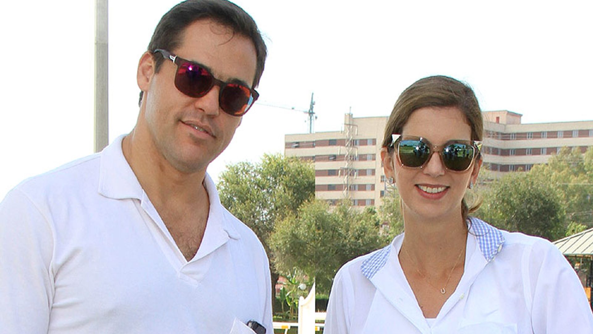 Luis Alfonso de Borbón y Margarita Vargas, vacaciones familiares en Sotogrande tras anunciar que esperan su cuarto hijo