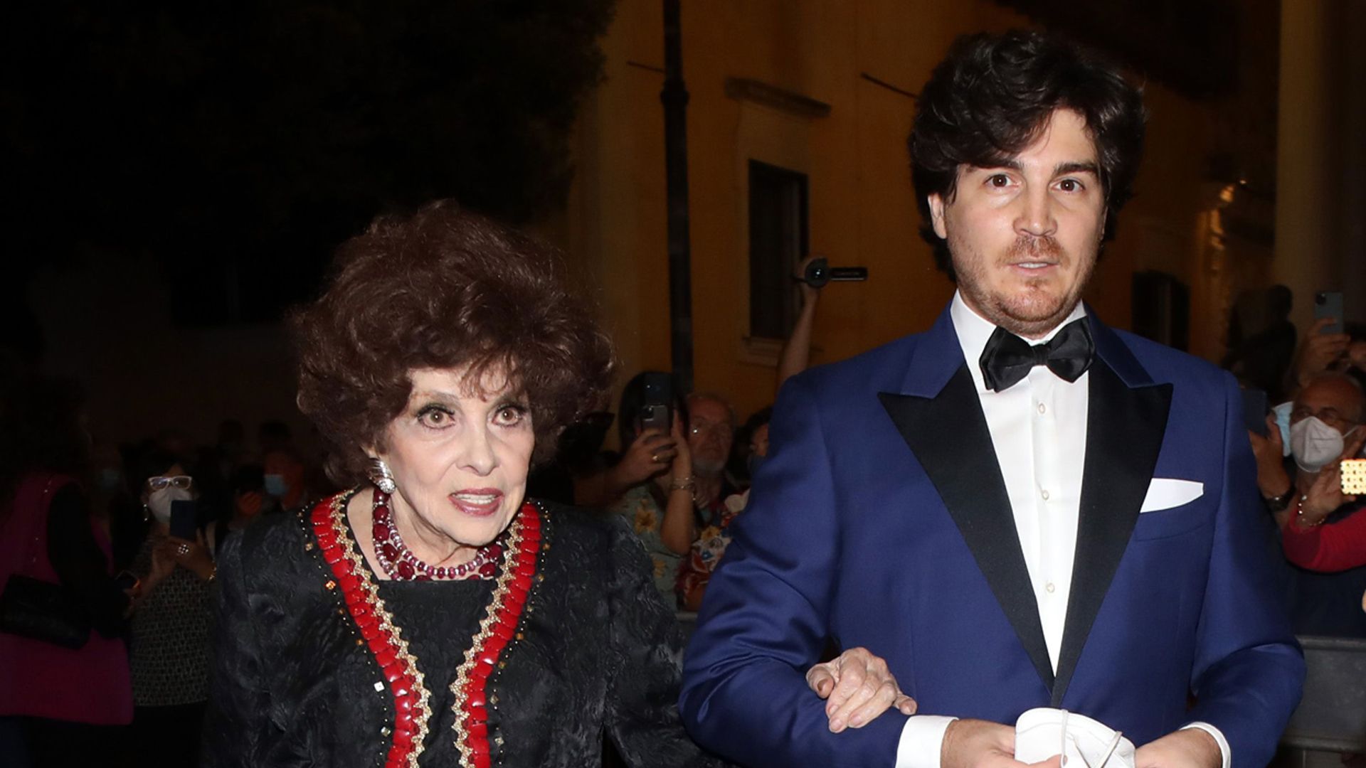 El exasistente de Gina Lollobrigida, Andrea Piazzolla, condenado a tres años de cárcel por expoliar el patrimonio de la actriz