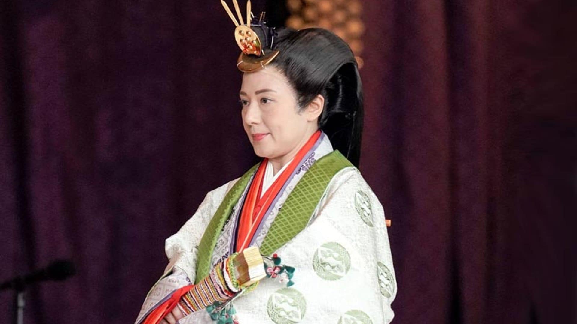 Una túnica del siglo IX para Naruhito y un kimono de doce capas para Masako en su entronización