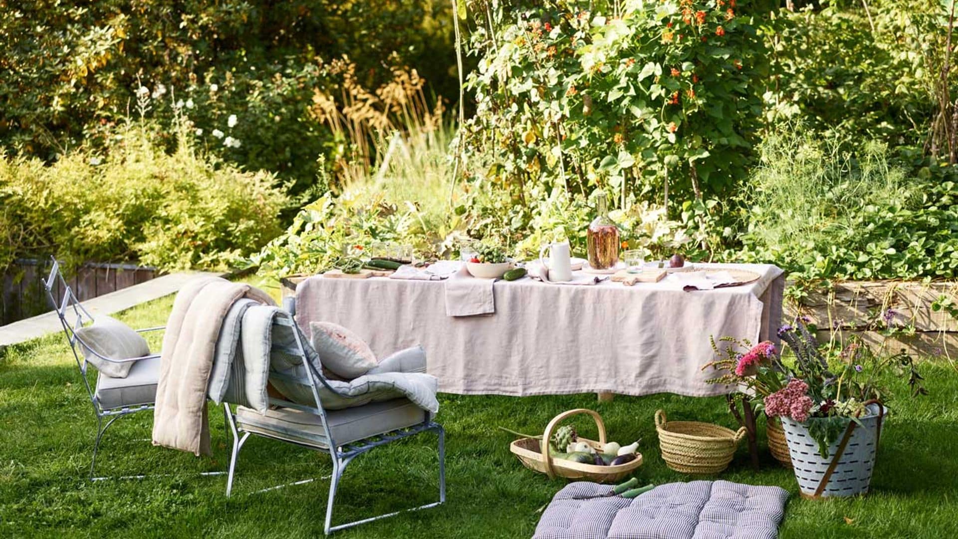 Rincones al aire libre llenos de encanto para disfrutar y relajarse sin salir de casa