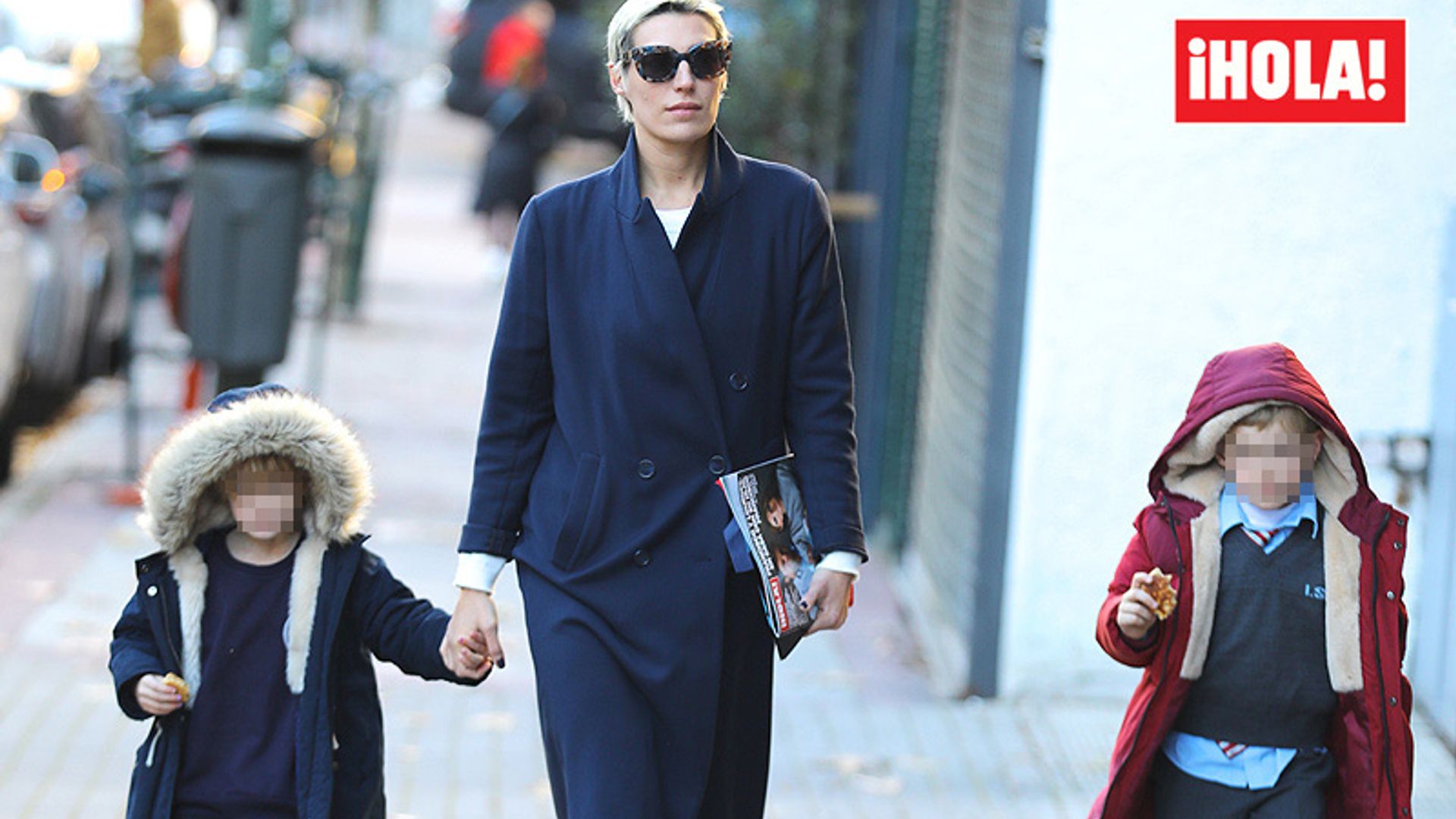 Eugenia Osborne disfruta de su momento ¡HOLA! con sus 'peques'