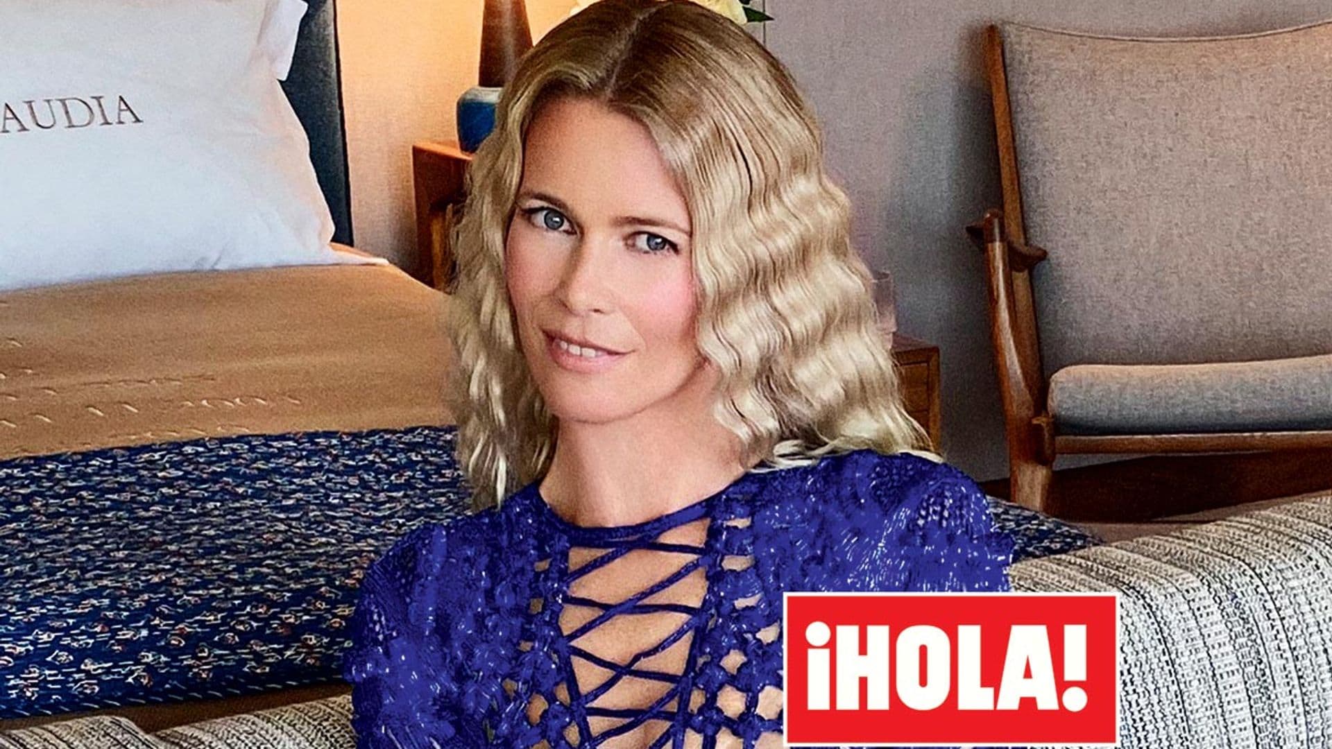 En exclusiva, Claudia Schiffer celebra con ¡HOLA! sus fabulosos cincuenta años