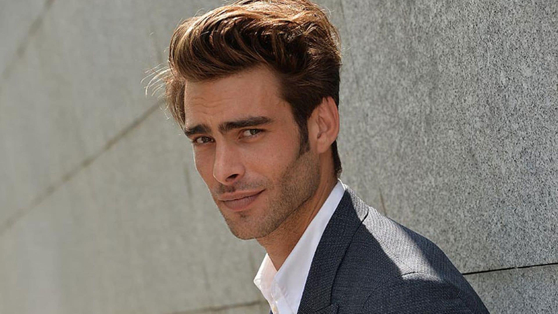 El disparatado idilio entre Jon Kortajarena y 'La vecina rubia' se hace viral