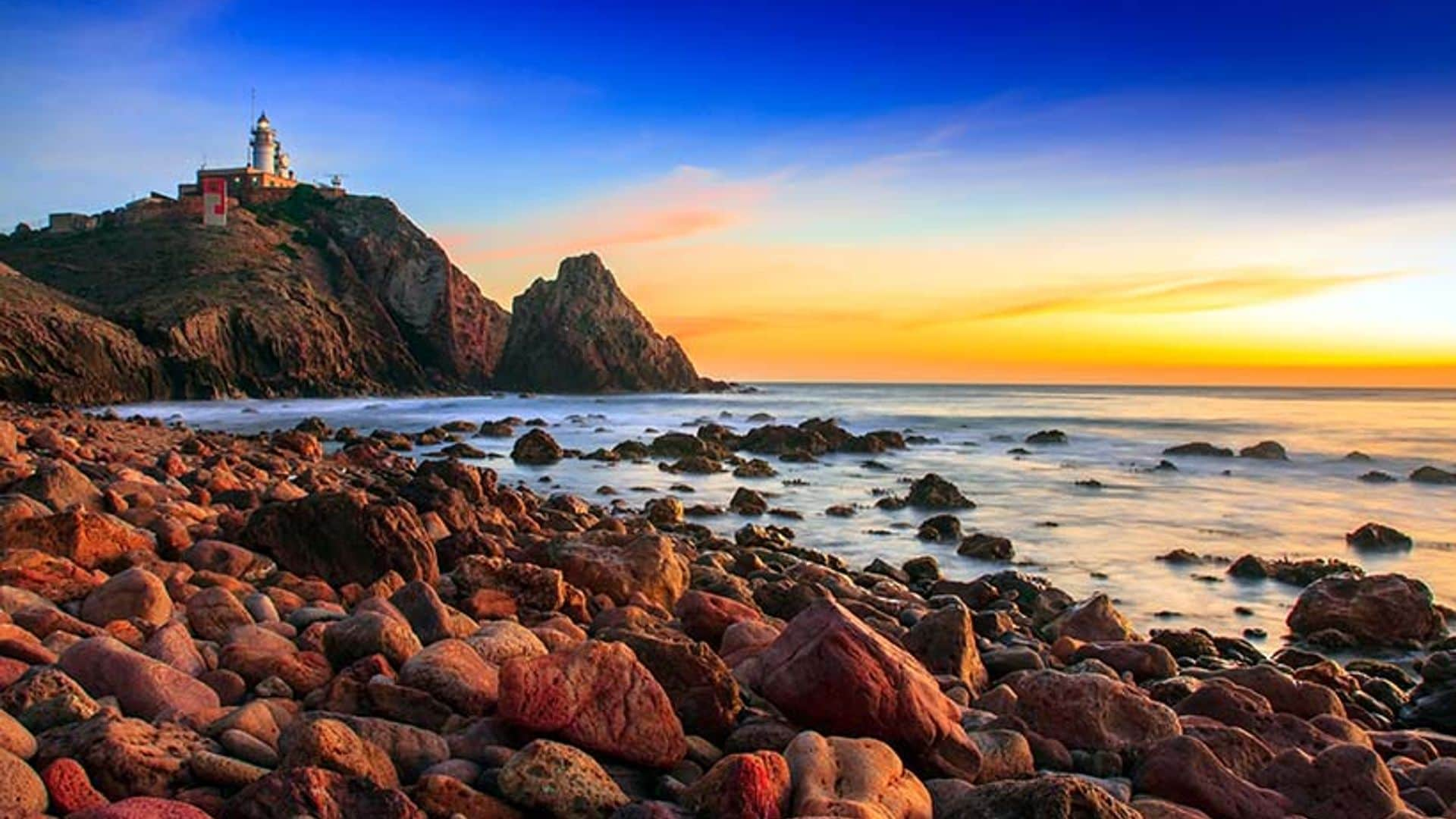 Los seis faros más bellos de la costa salvaje de Almería