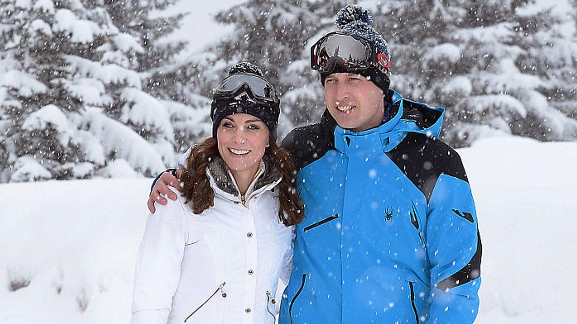 Así fue la escapada secreta de los príncipes de Gales con sus tres  hijos y la familia Middleton a la nieve