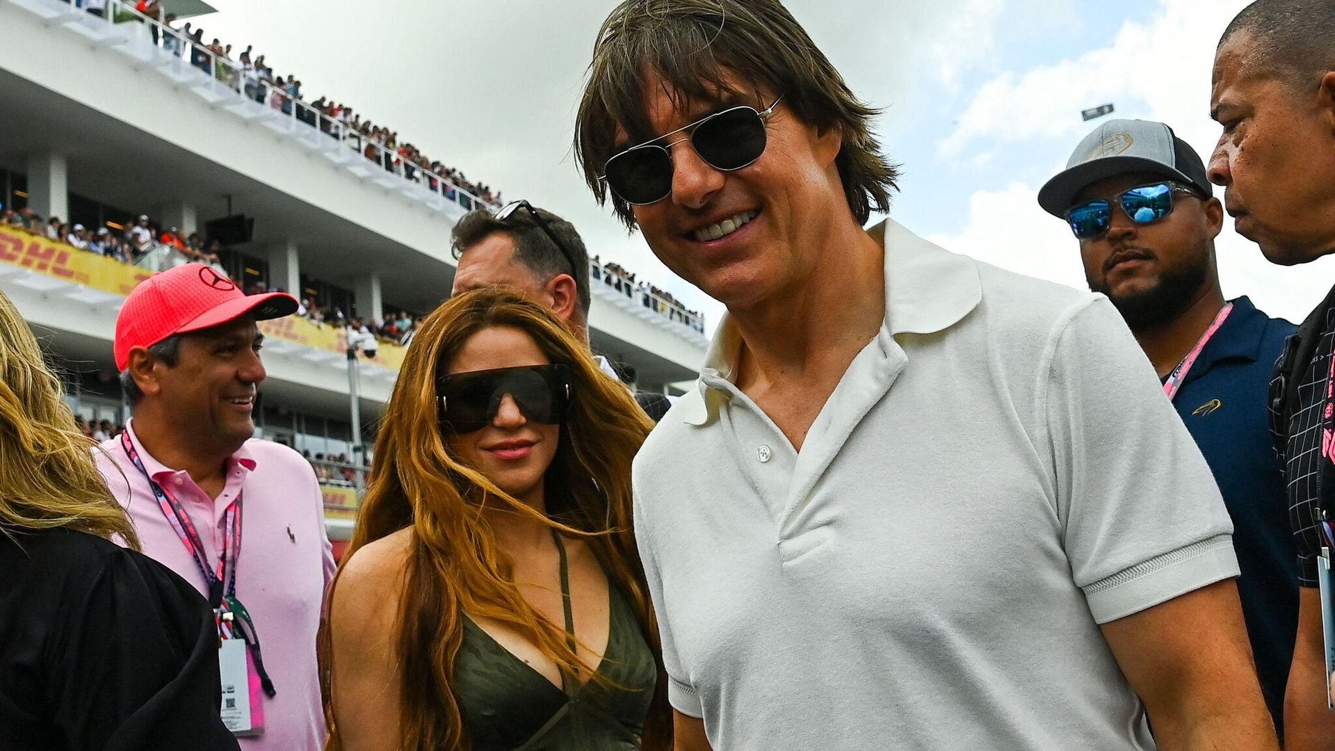 ¡El mejor equipo! Shakira disfruta de la Fórmula 1 al lado de Tom Cruise