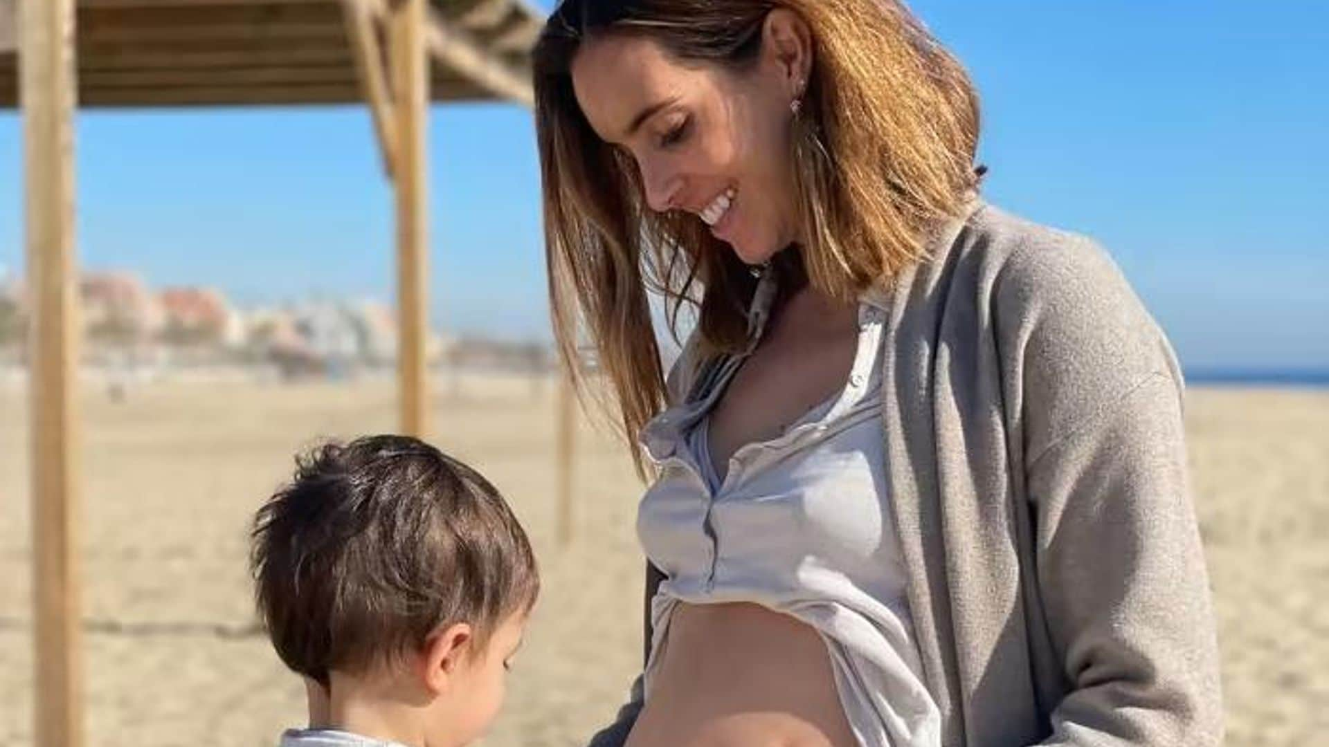 ona carbonell con su primer hijo kia 