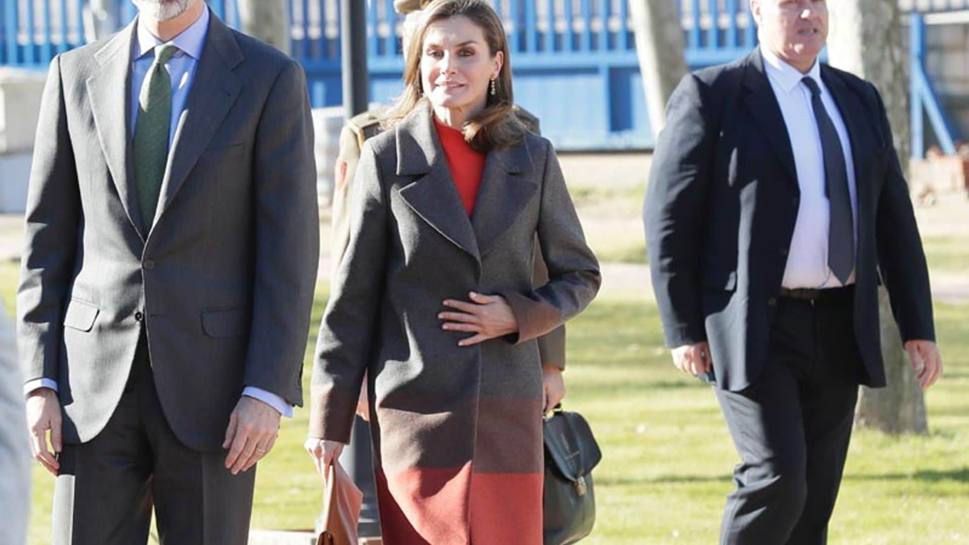 Doña Letizia: sus trucos para reciclar 'working looks' y que parezcan de estreno