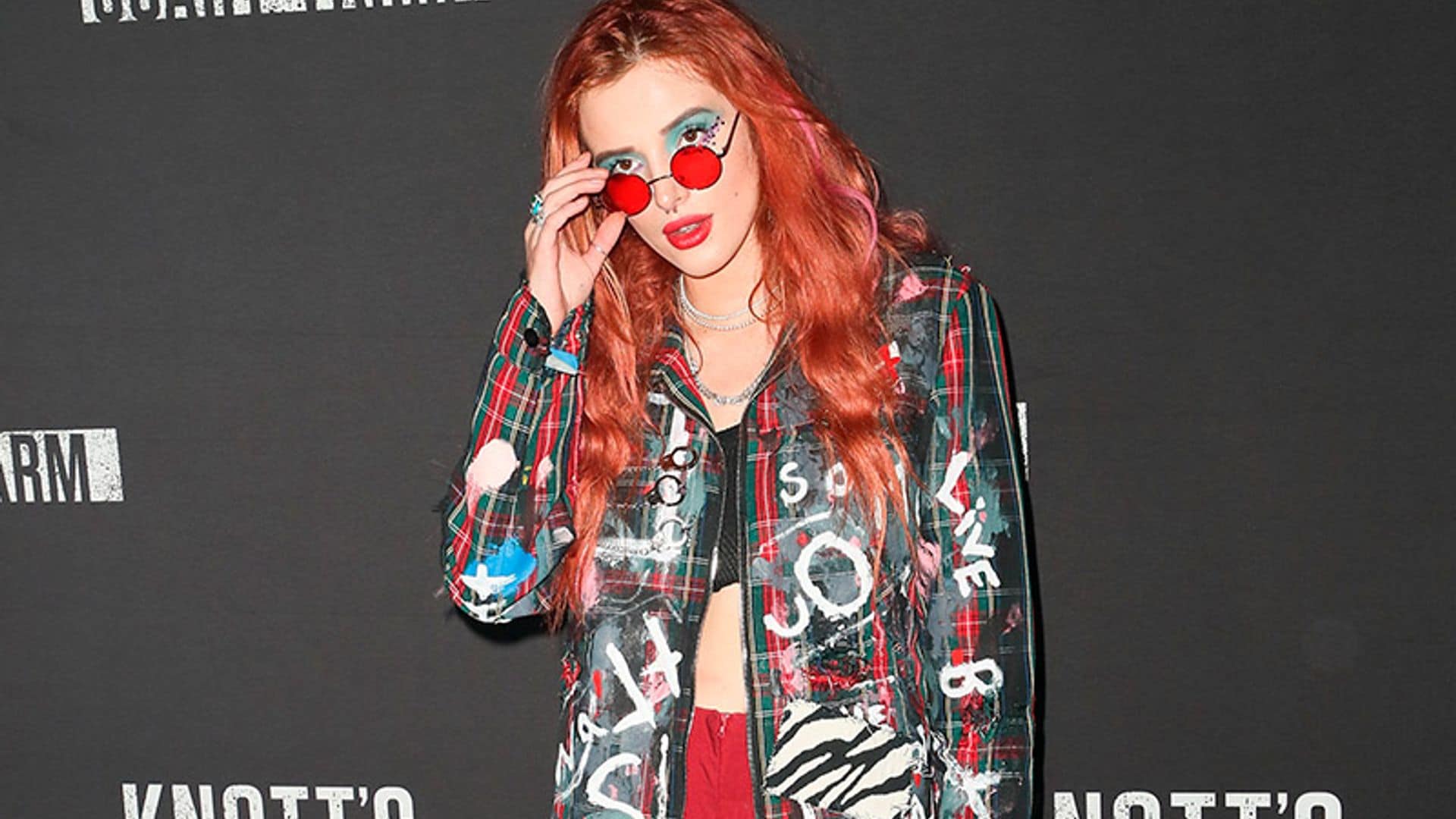 Bella Thorne, una amante de los 'jeans' en todas sus versiones