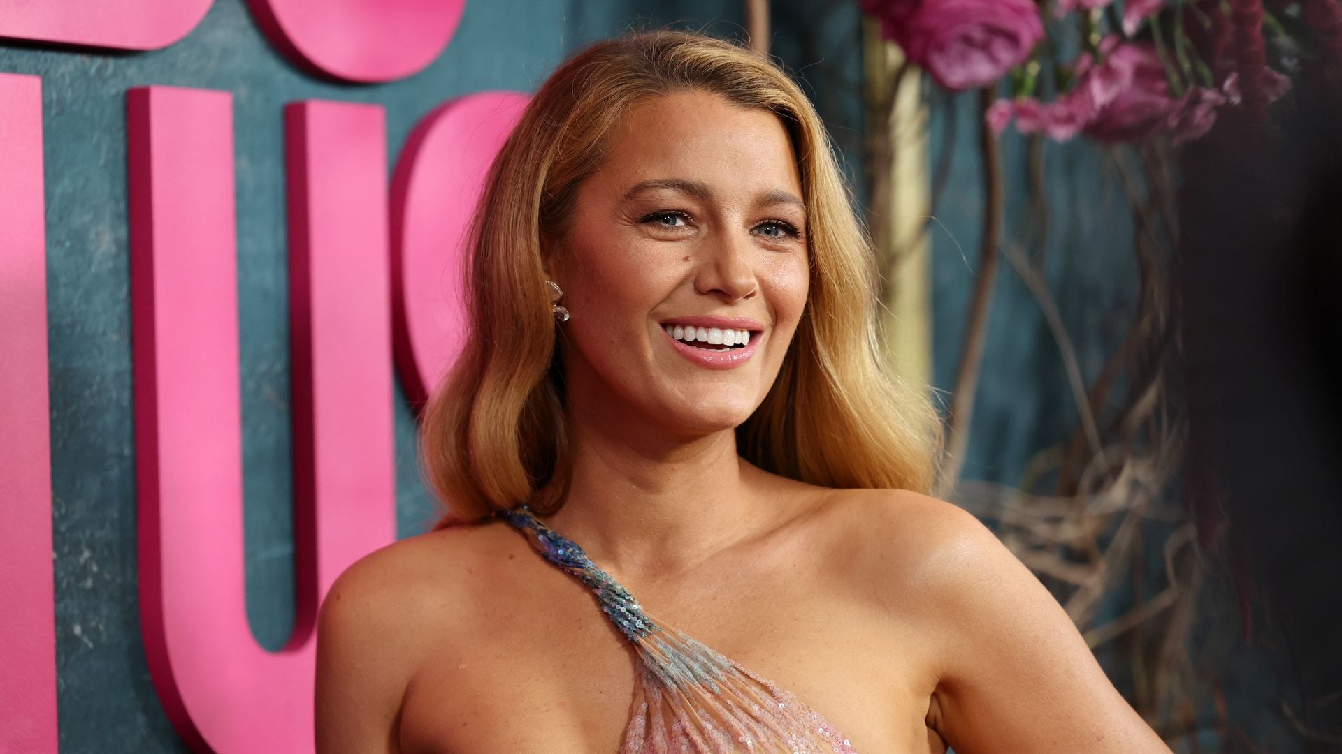 Blake Lively recupera uno de los vestidos más inolvidables de Britney Spears ¡más de 20 años después!