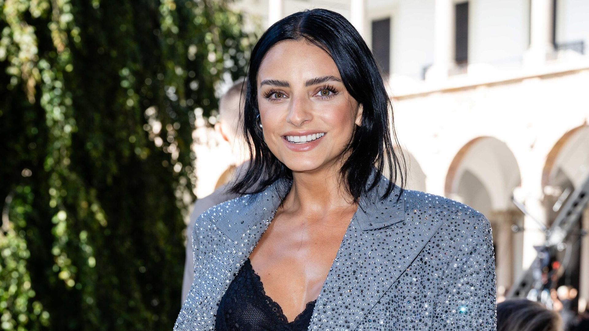 Aislinn Derbez pone las reglas en casa: ‘Seré esa mamá que odia los tatuajes’