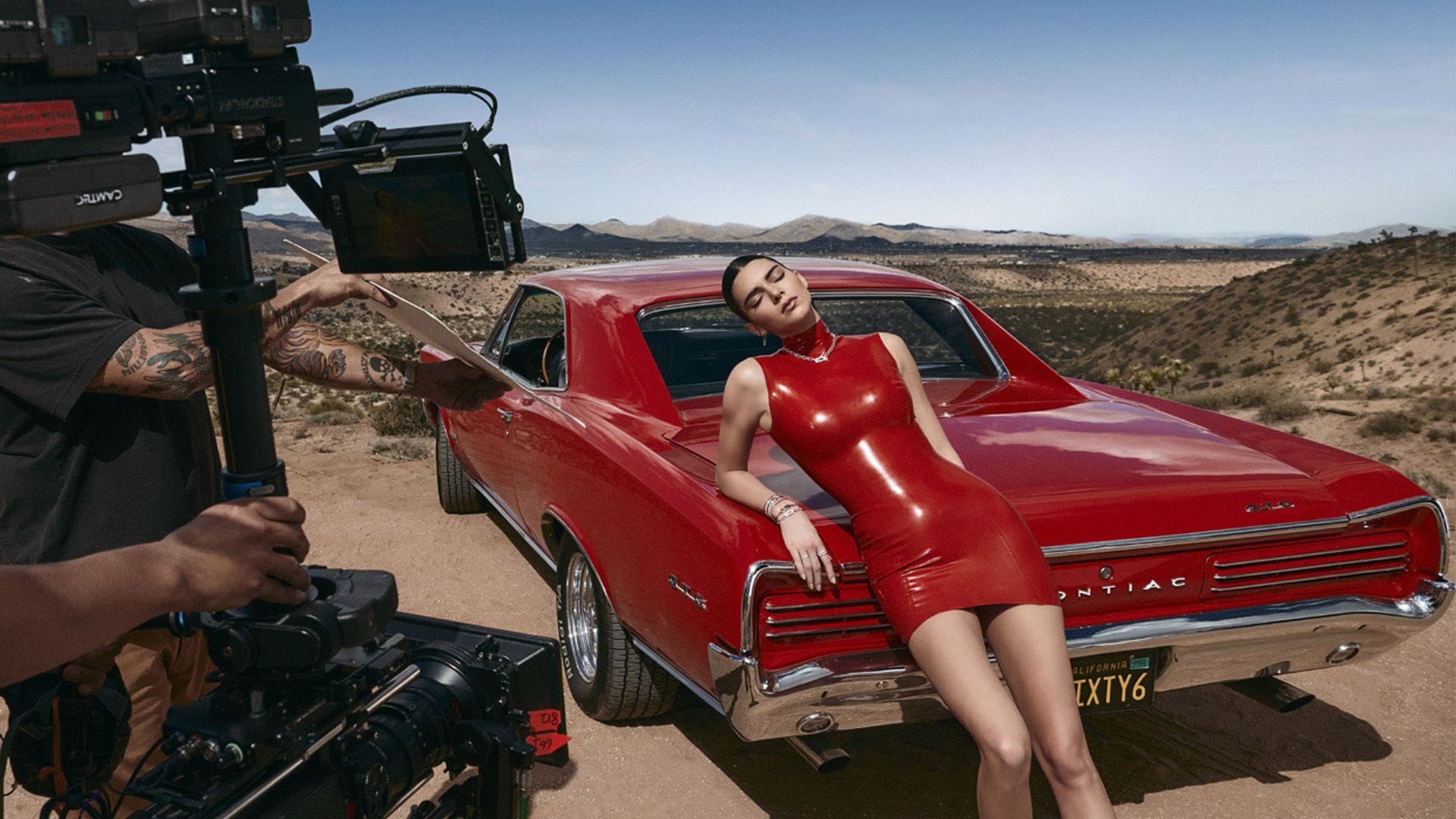Las pasiones que no conocías de Kendall Jenner: de los coches antiguos a la mezcla de joyas