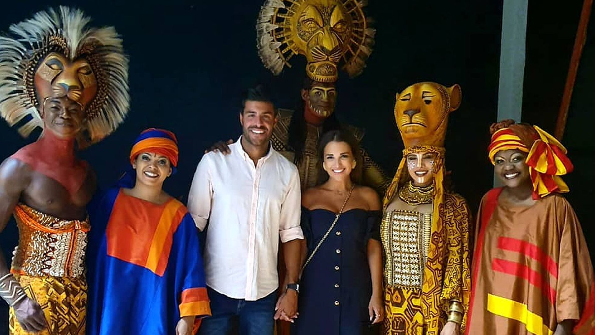 ¡Hakuna Matata! Paula Echevarría y Miguel Torres disfrutan del musical 'El rey León'