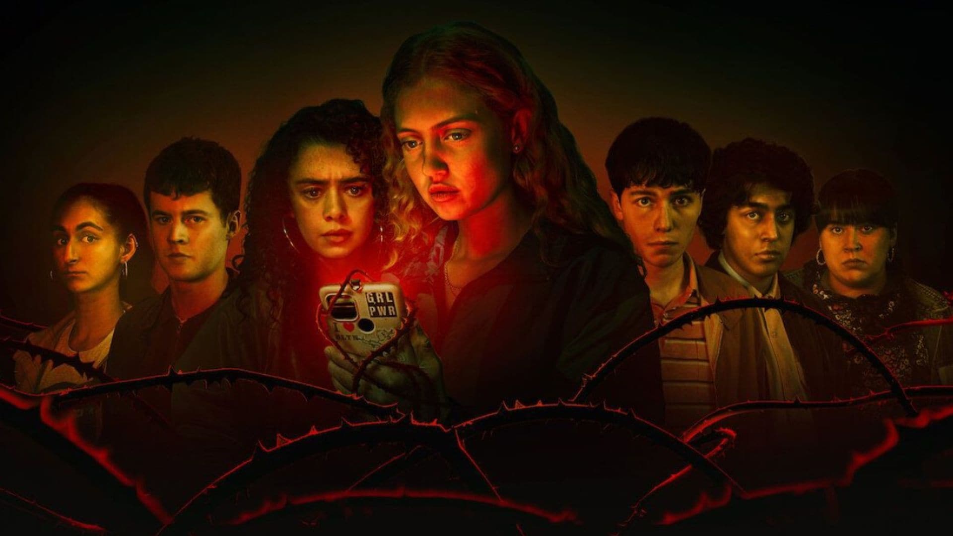 Así es 'Red rose', la serie de terror adolescente de Netflix que está causando furor