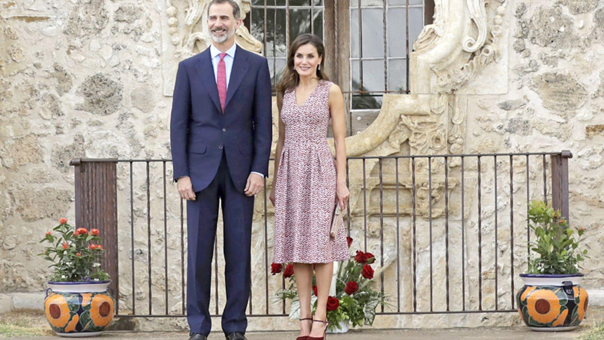 Doña Letizia, 'la reina que sabe de moda' según la prensa internacional