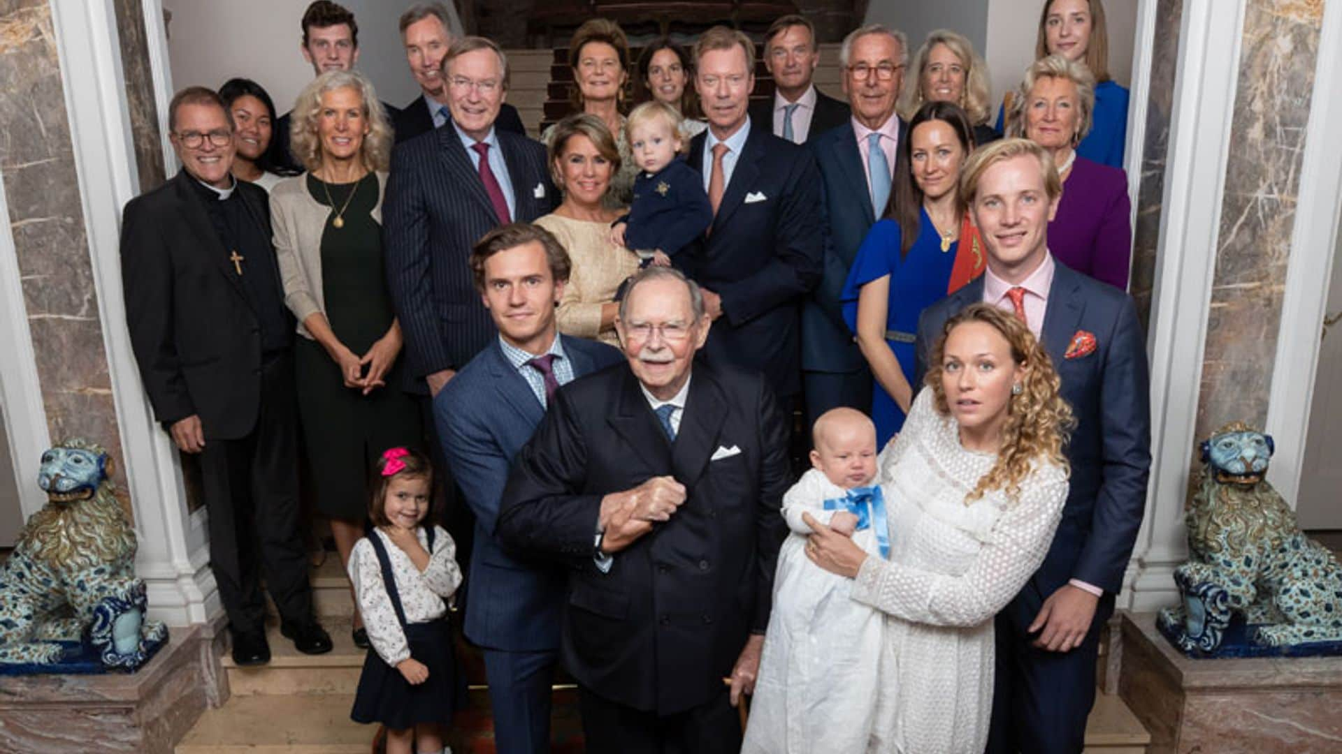 La Familia Gran Ducal celebra el bautizo del pequeño Zeno, el nuevo ‘príncipe’ de Luxemburgo