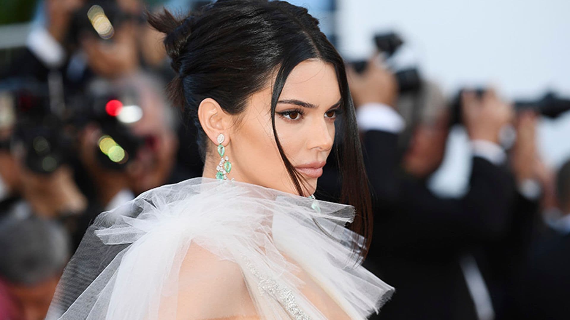 Kendall Jenner y el maquillaje 'efecto lifting' que levanta las cejas