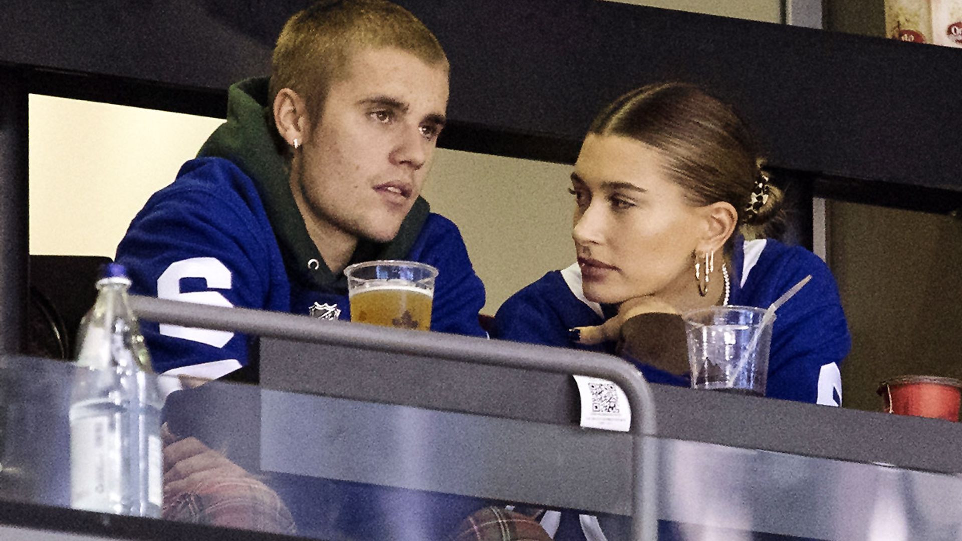 Justin Bieber defiende su relación con Hailey Baldwin sin olvidar a Selena Gomez