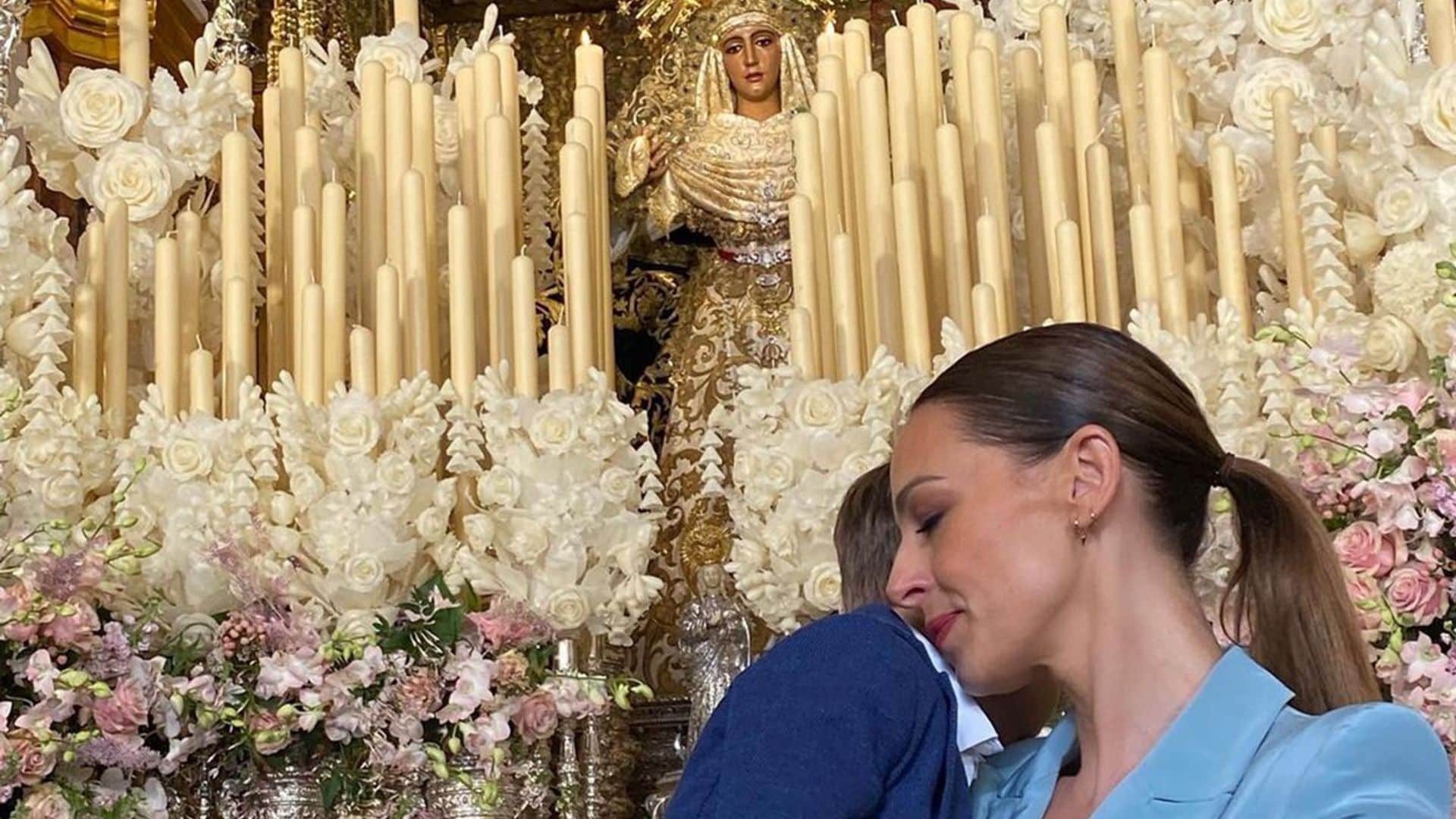 Eva González y su hijo Cayetano: sus imágenes más emotivas en el día grande de la Semana Santa sevillana