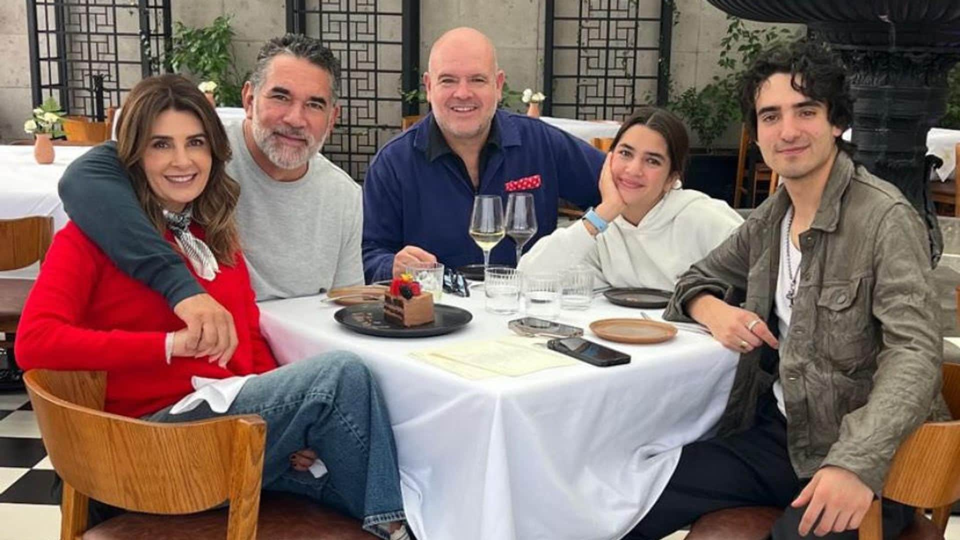 En familia, Mayrín Villanueva da vistazos de su íntima celebración de cumpleaños