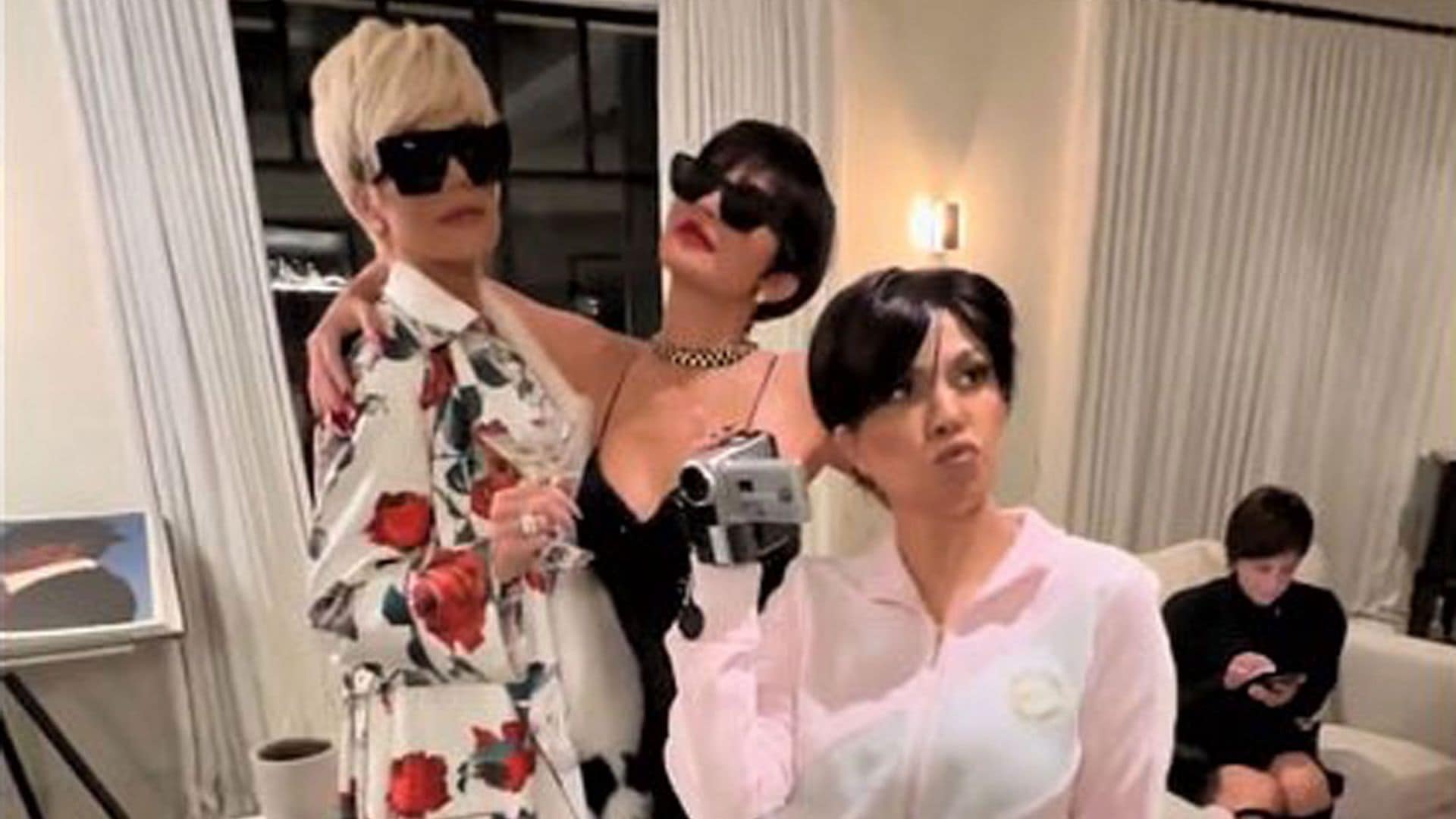 ¡Todas son Kris Jenner! El originalísimo 'dress code' del cumpleaños de la matriarca de las Kardashian