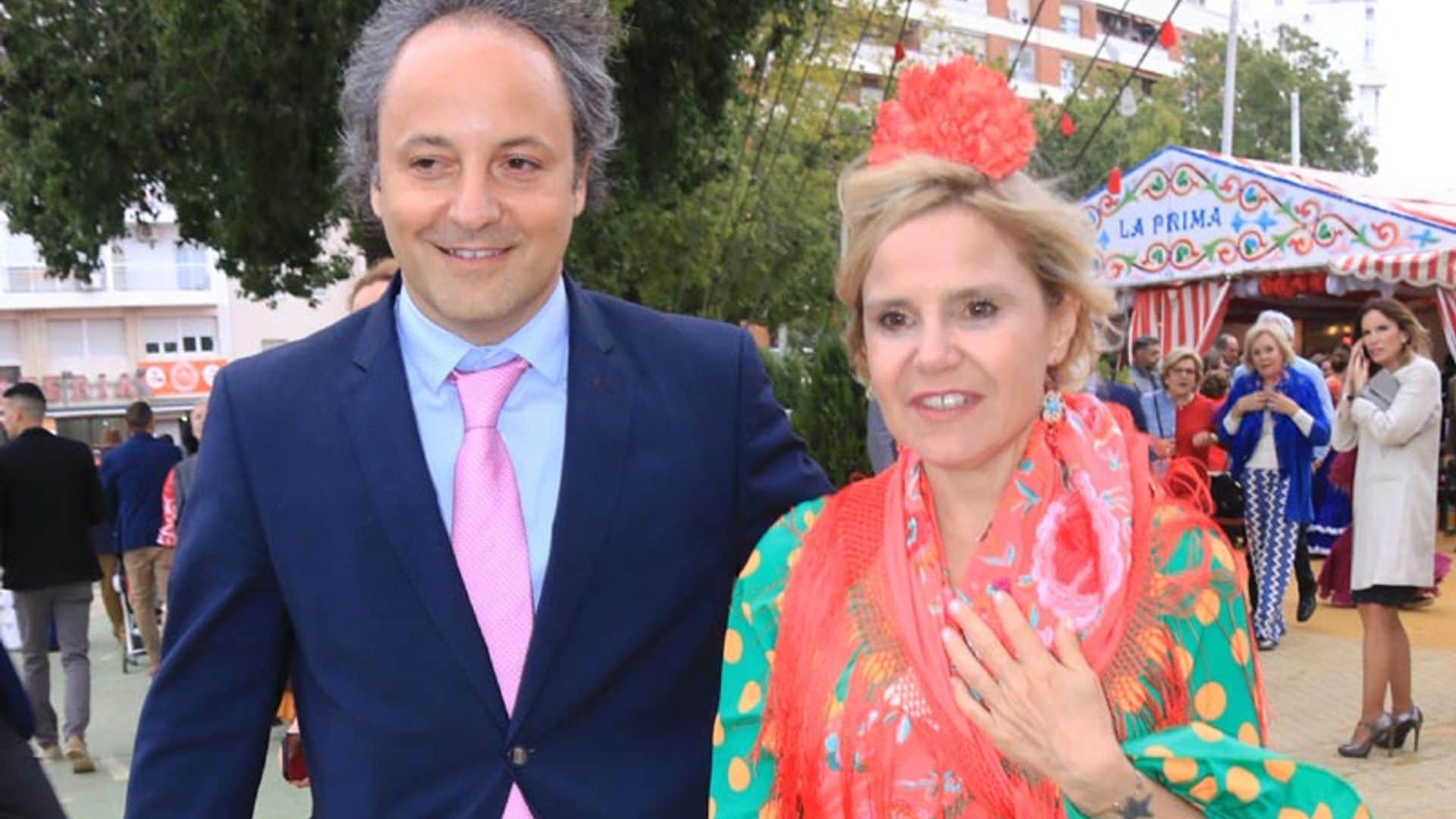 Eugenia Martínez de Irujo inaugura la Feria de Abril con Narcís Rebollo y su hija Tana