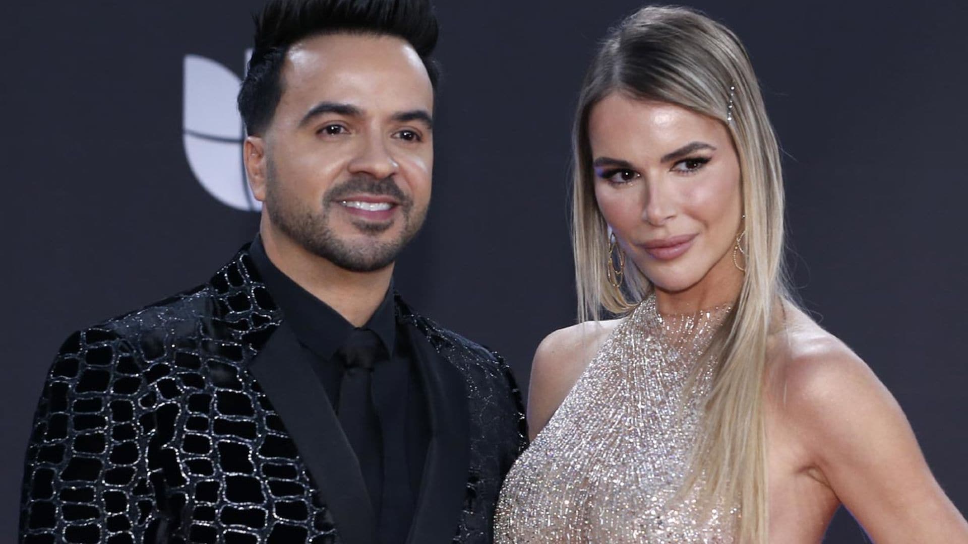 Luis Fonsi, muy afectado por la muerte de su suegro