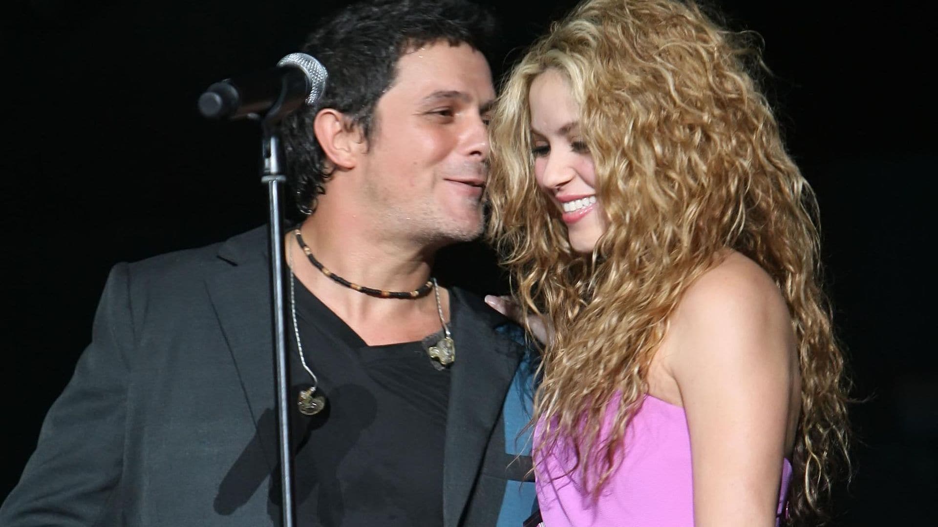 Alejandro Sanz se pone nostálgico y le envía mensaje a Shakira: ‘Sigamos bailando la vida’