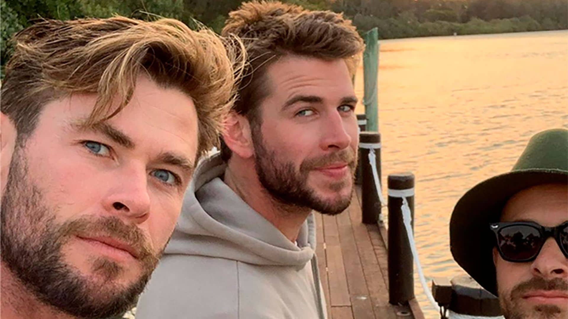 Liam Hemsworth reaparece muy sonriente junto a toda su familia tras su separación