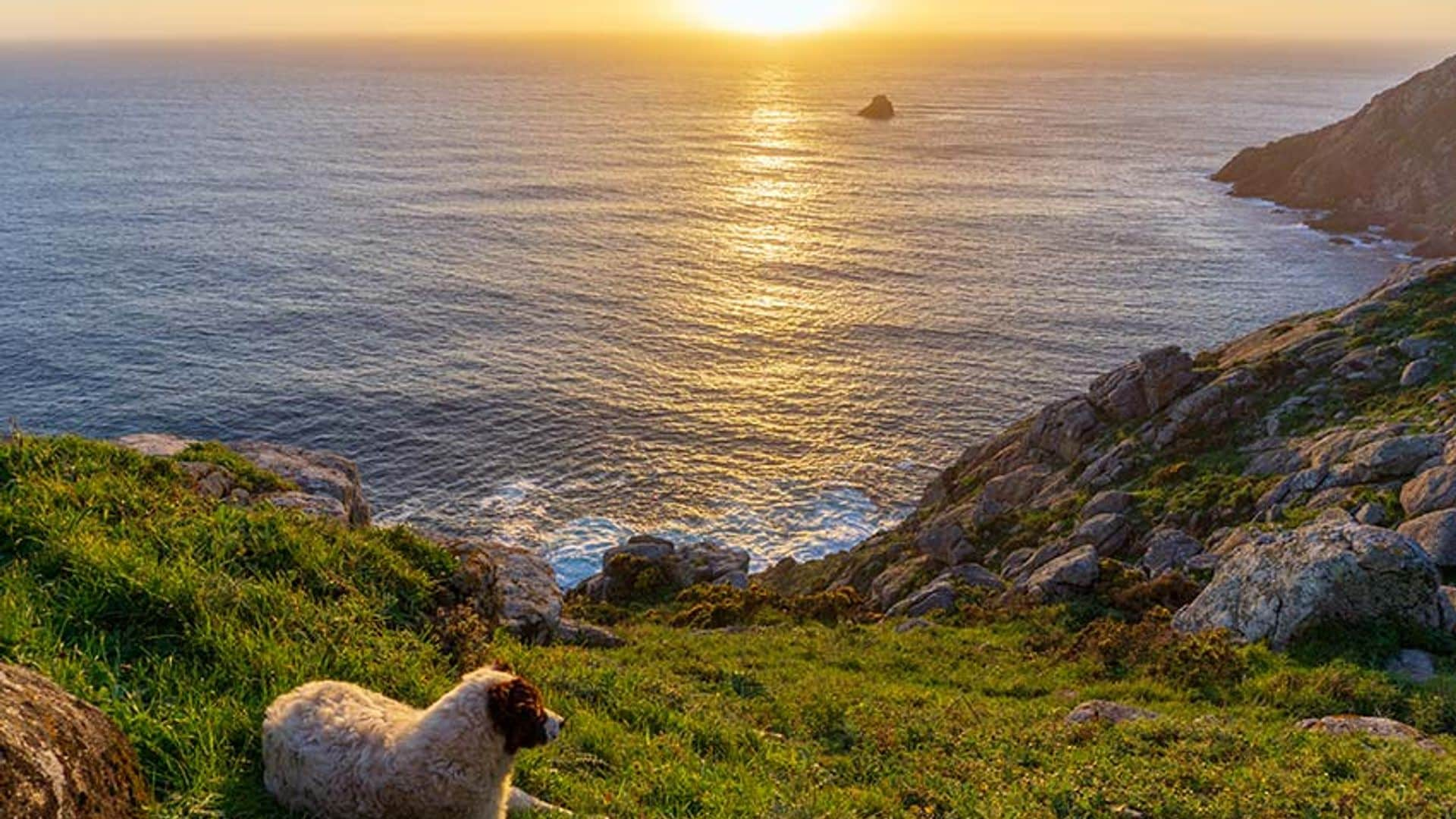 Finisterre, una puesta de sol en el fin del mundo