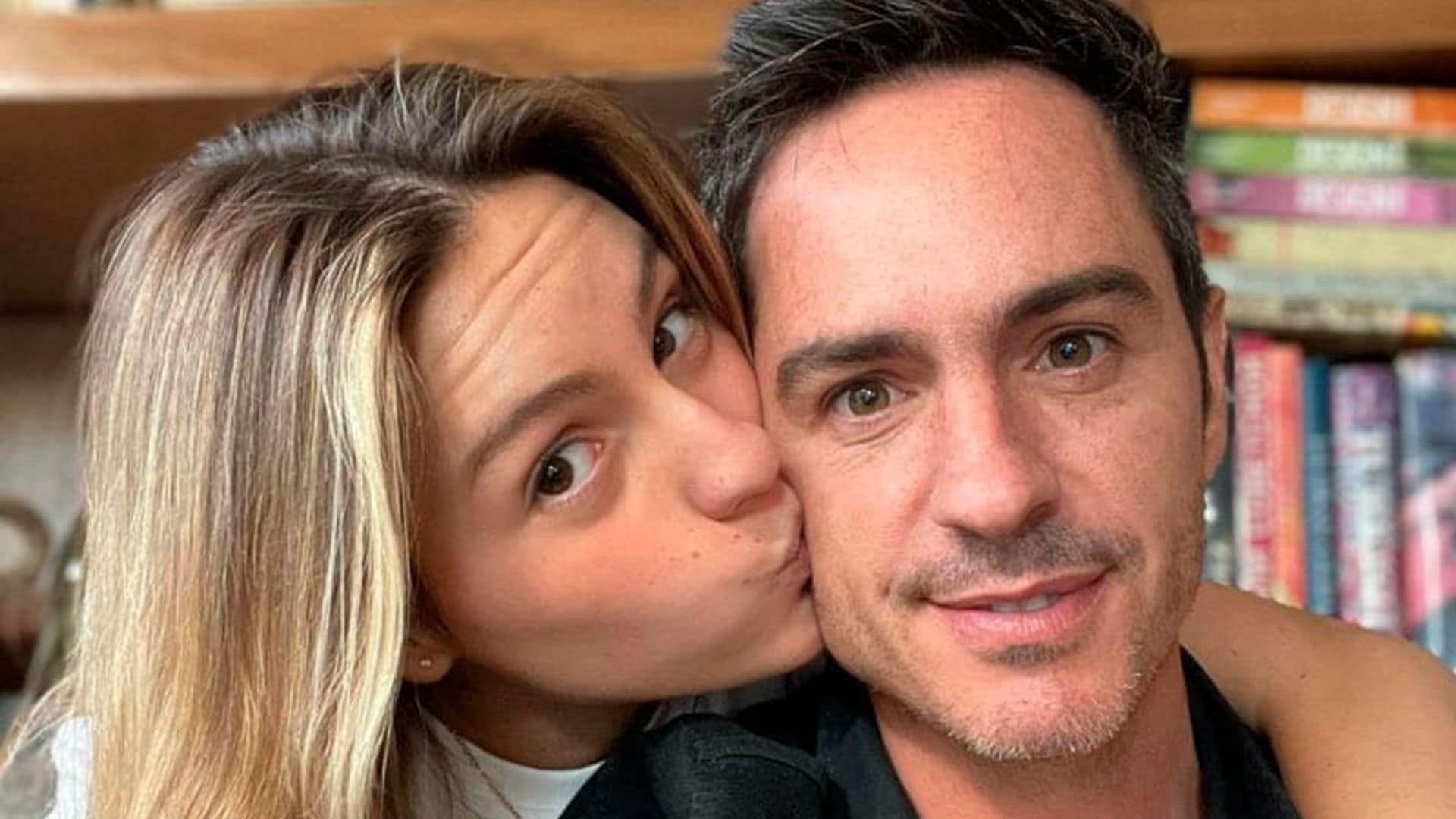 Mauricio Ochmann consiente a su hija Lorenza en su cumpleaños número 17