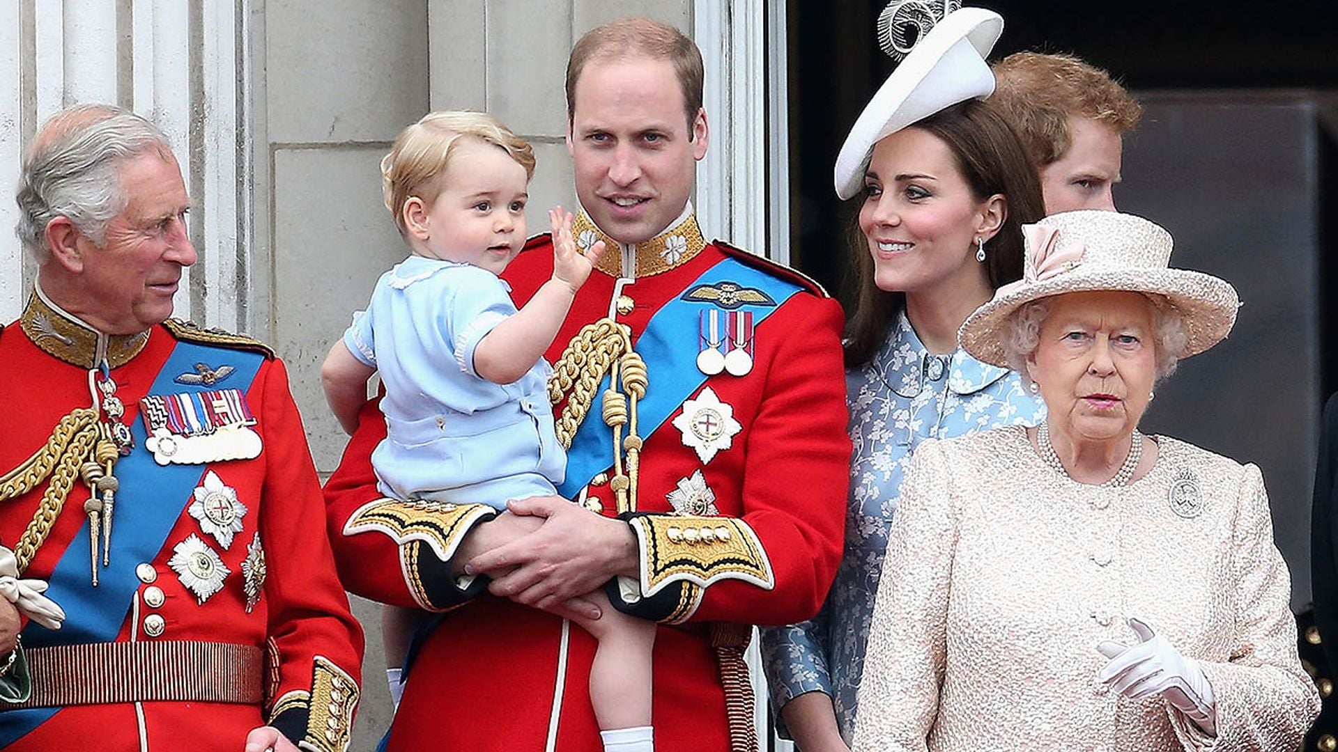 ¿Vestirá de uniforme el príncipe Harry? ¿Se sentará sola Isabel II? Estas son las incógnitas entorno al funeral