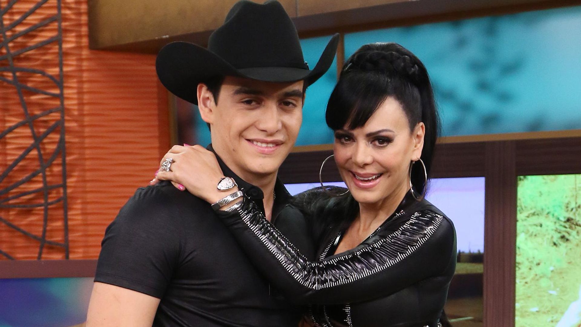 El mensaje de Maribel Guardia a su hijo Julián Figueroa a 11 meses de su partida