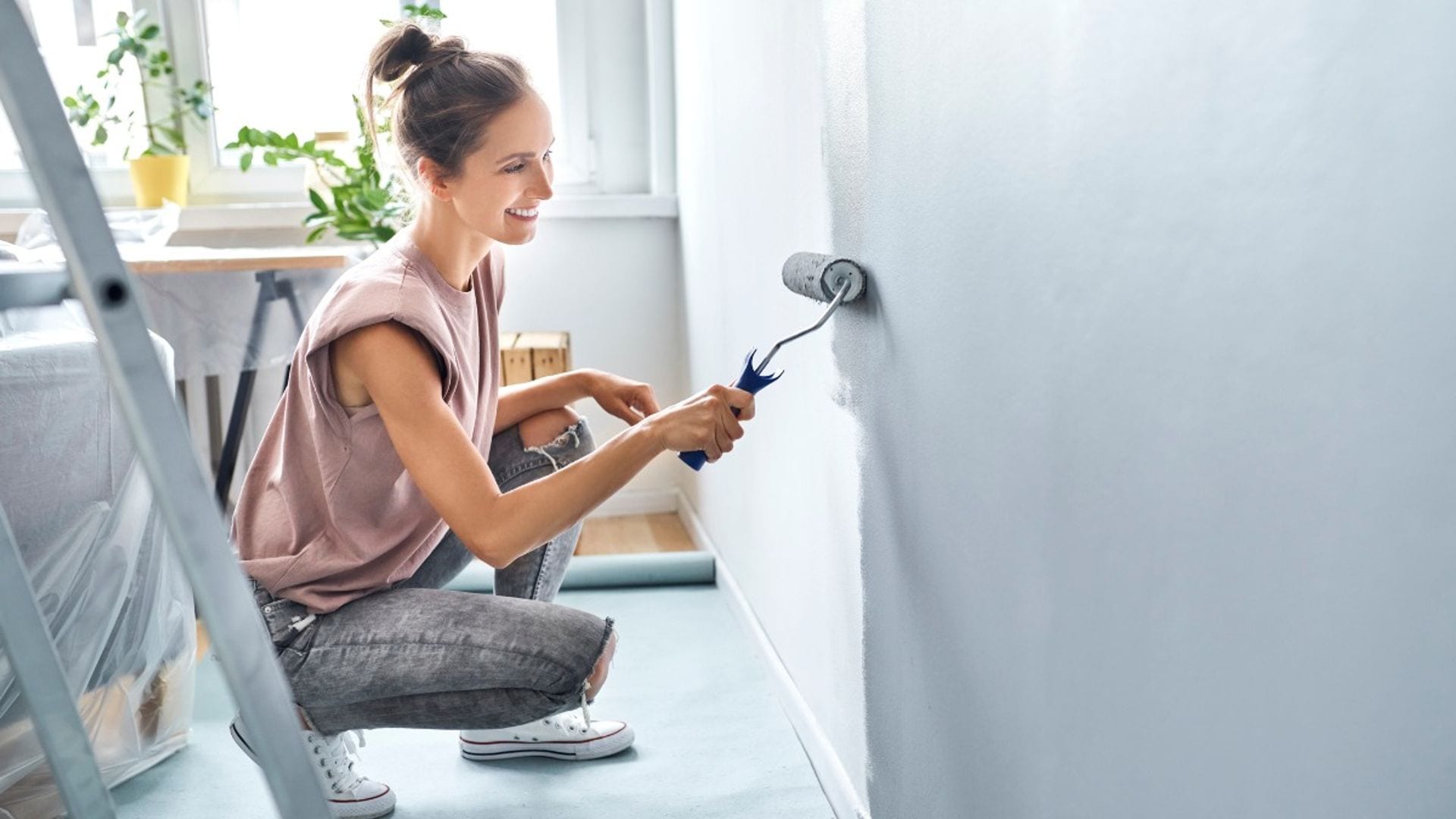 Encuentra aquí todo lo que necesitas para pintar tu habitación de forma sencilla como una profesional