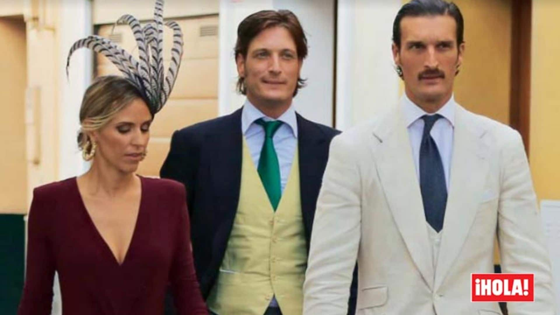 Los Duques de Feria, 'glamour' y estilo 'Gran Gatsby' en la boda de su primo, Javier Abascal