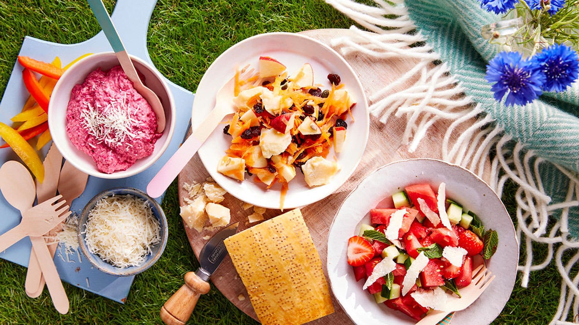 2 ensaladas y un 'dip' con 'Parmigiano Reggiano'