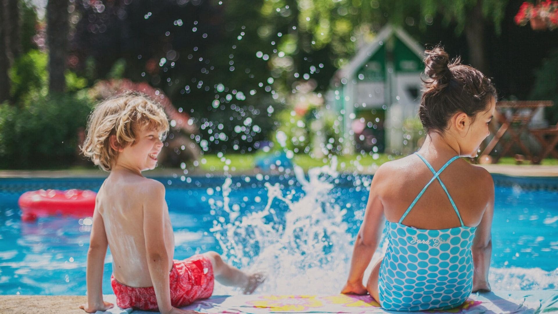 La pulpitis de las piscinas: ¿por qué afecta especialmente a los niños?