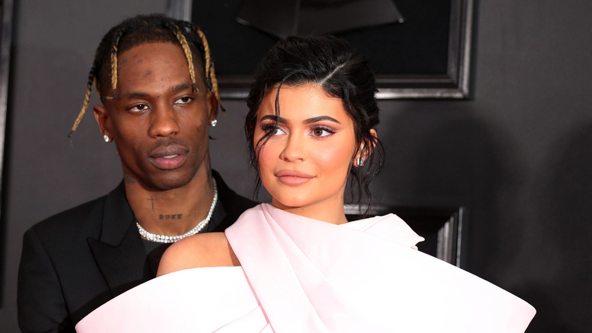 Kylie Jenner cumple 22 años y lo celebra con su novio en un yate de lujo