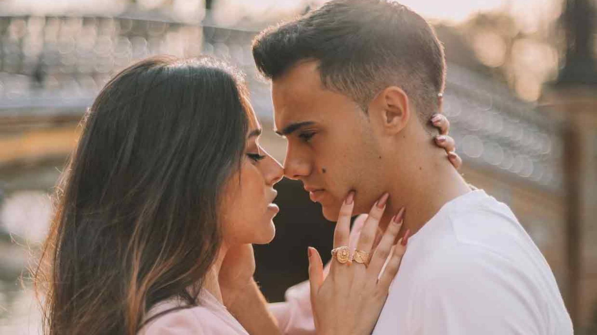 ¡El amor está en el aire! Sergio Reguilón y la 'influencer' Marta Díaz hacen oficial su romance