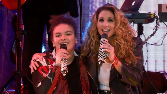 lucero y su hija lucerito en concierto