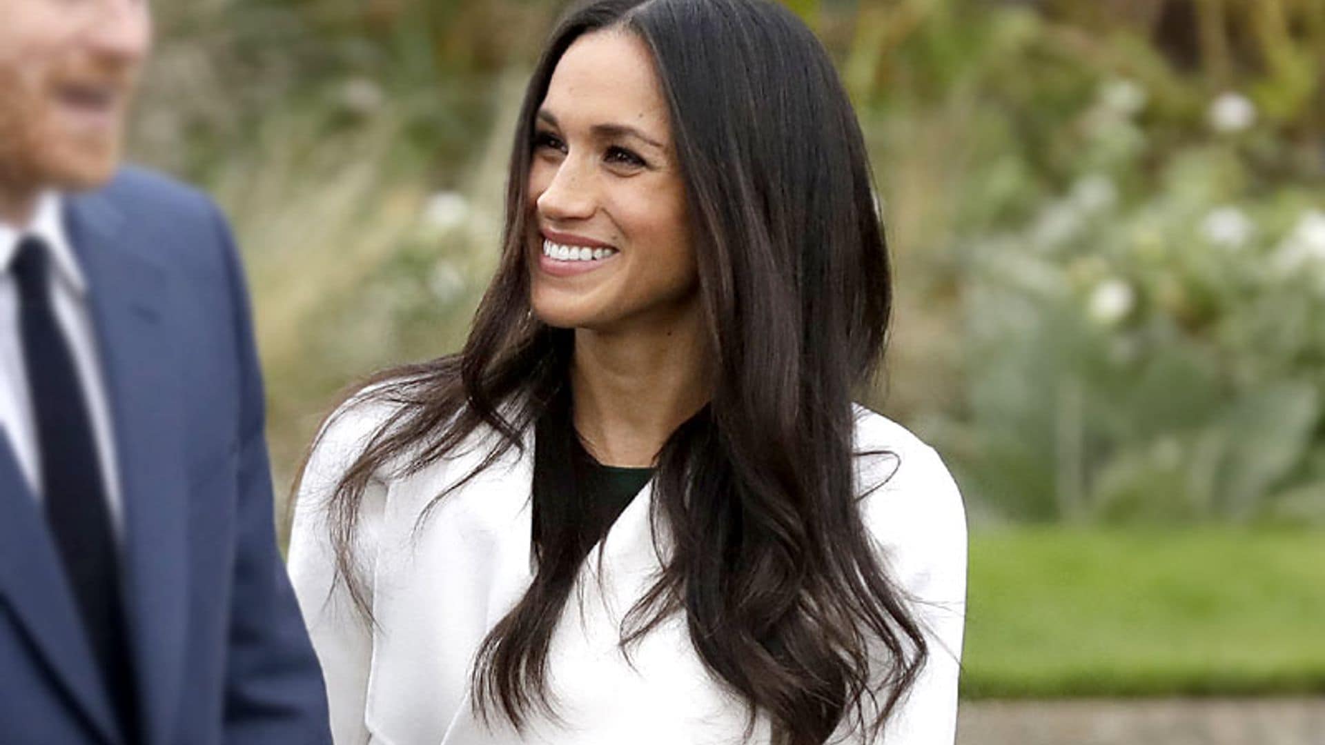 Dos años después, el abrigo que inició el 'efecto Meghan' sigue siendo un éxito de ventas