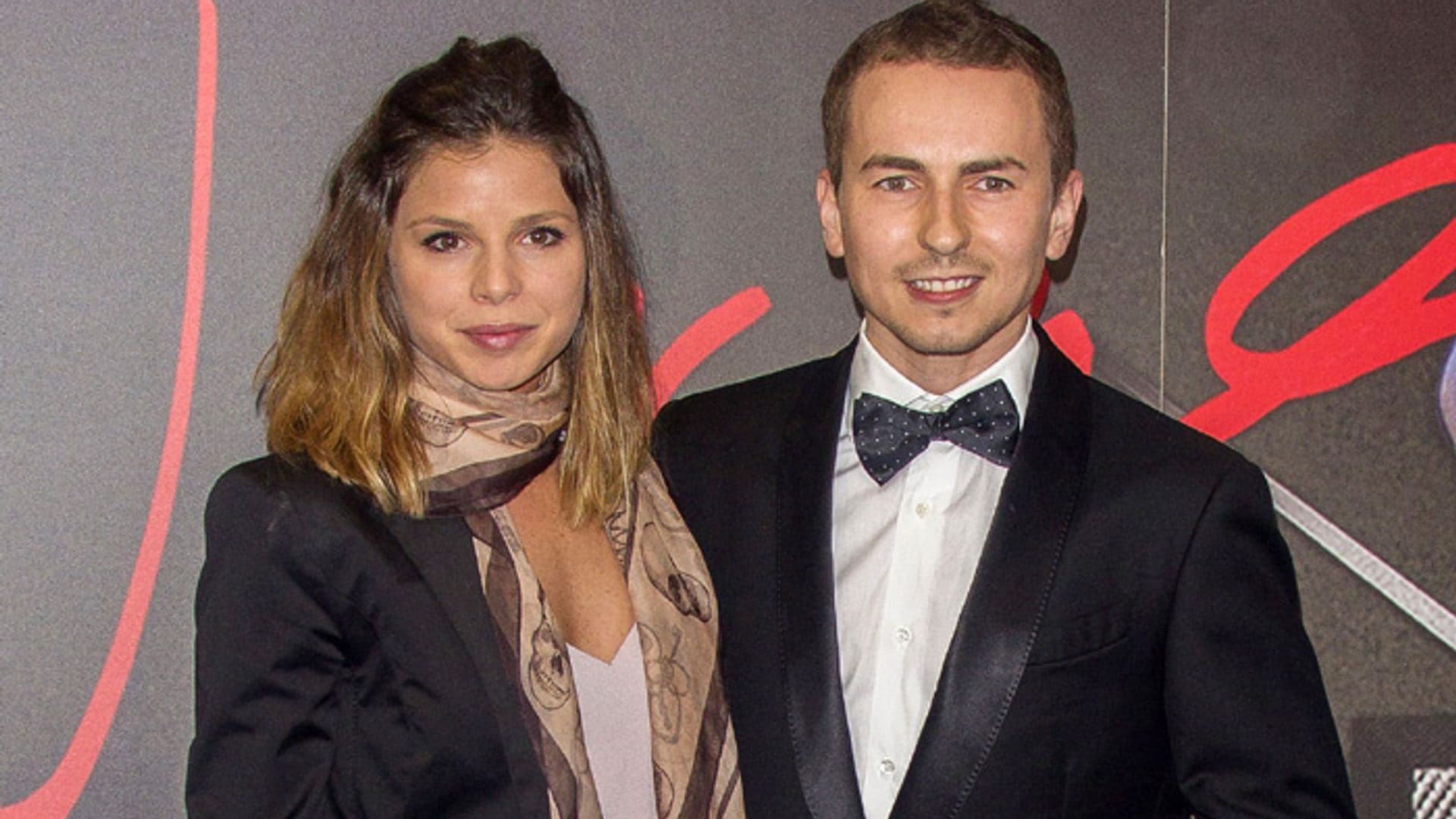 Jorge Lorenzo presume de novia en una noche muy especial