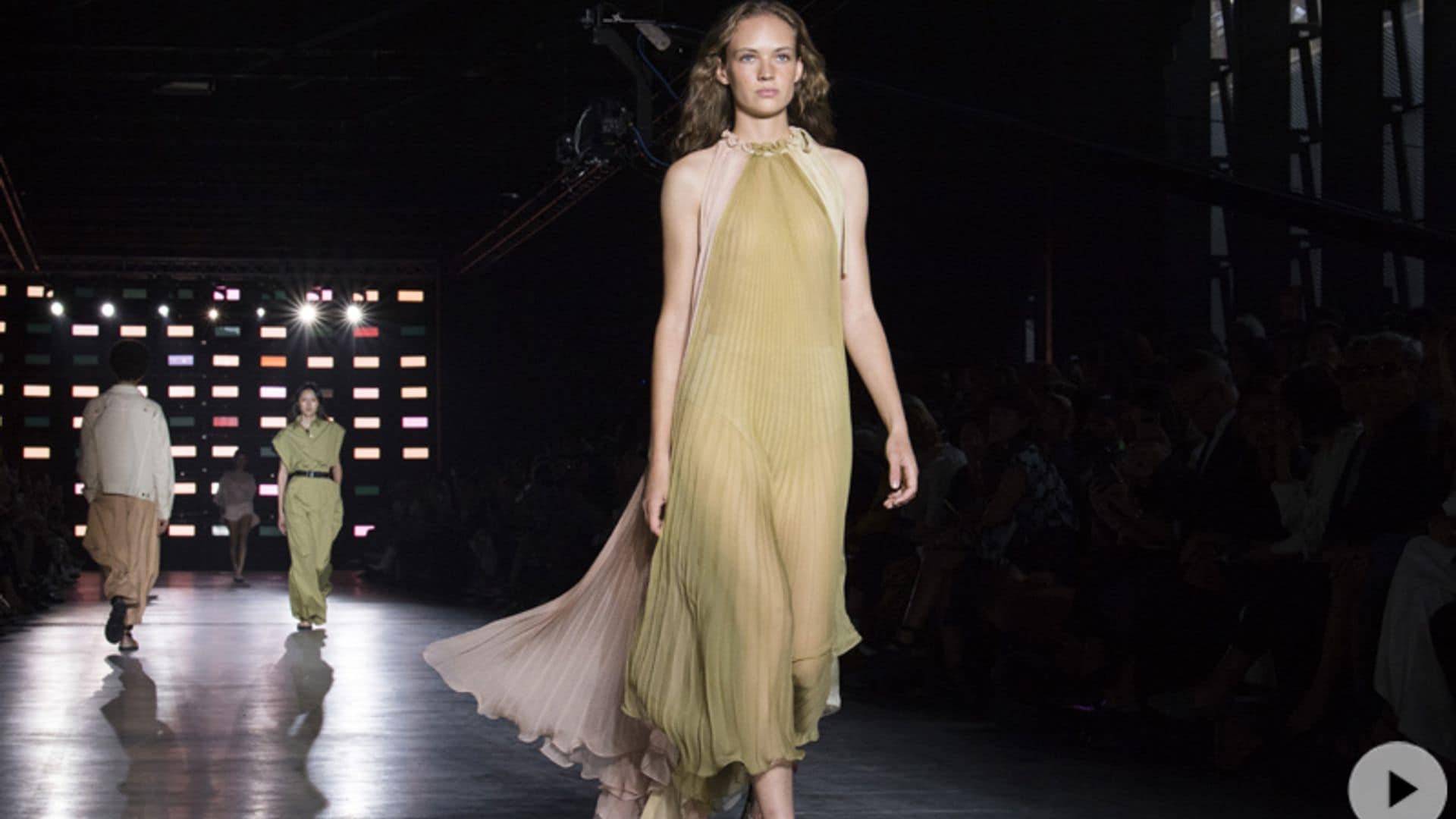 Milan Fashion Week: el desfile de Alberta Ferretti Primavera/verano 2019 en vídeo