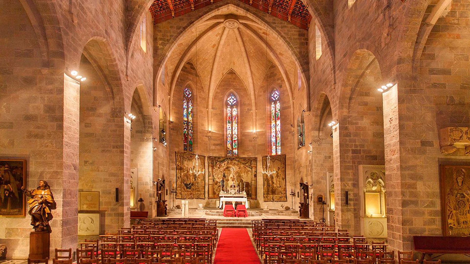 Espacios de boda con capilla que tienen muchísimo encanto