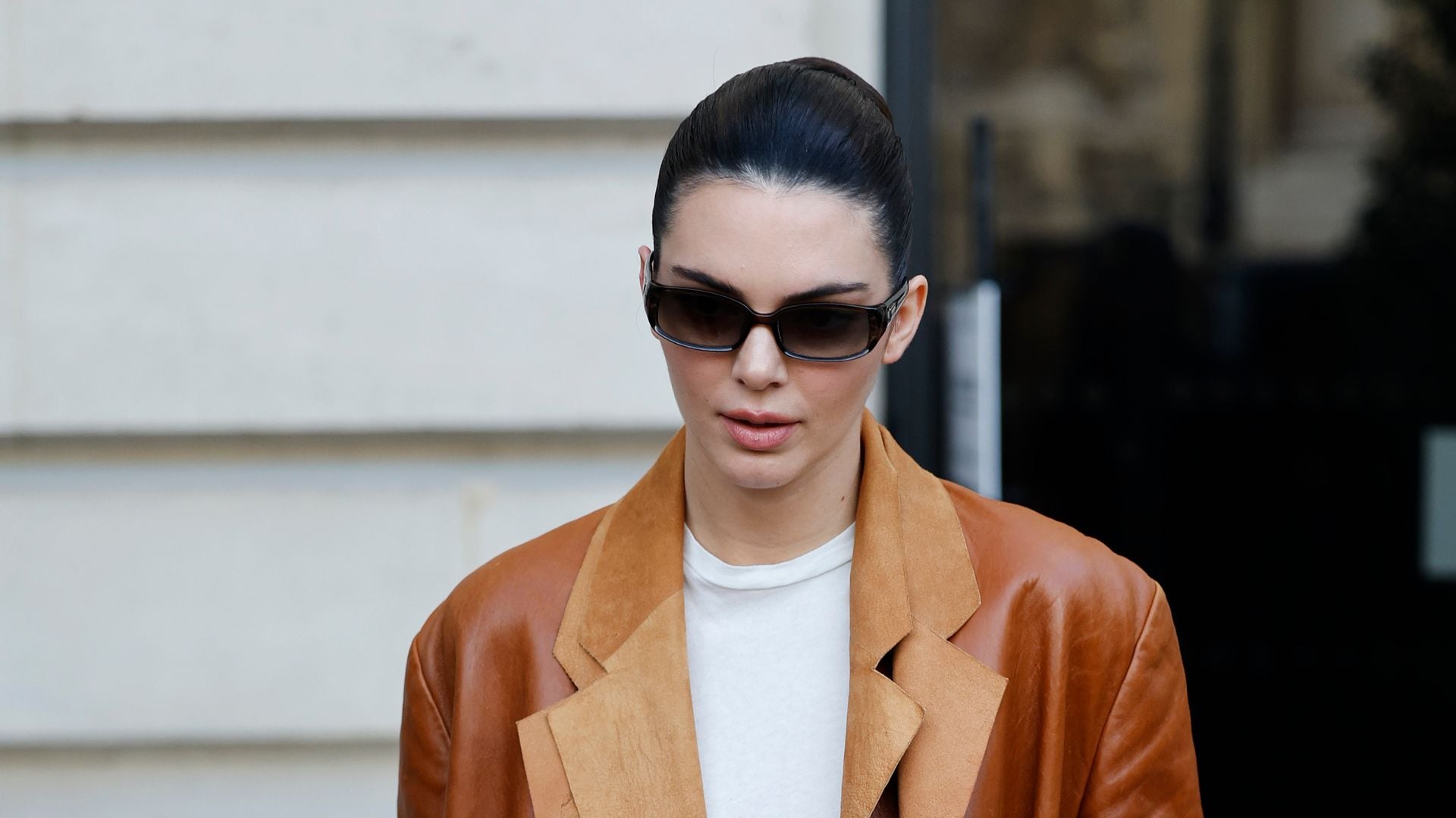 El uniforme cómodo de Kendall Jenner fuera de la pasarela que copiaremos en la oficina