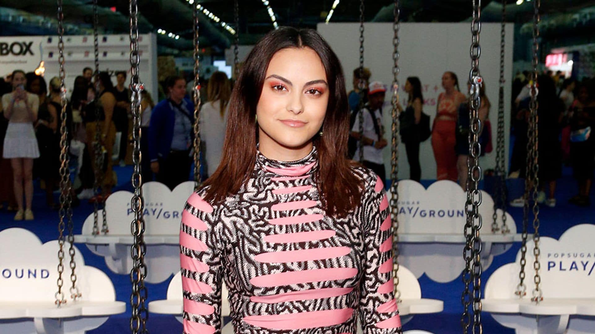 Camila Mendes comparte sus secretos de cuidado personal