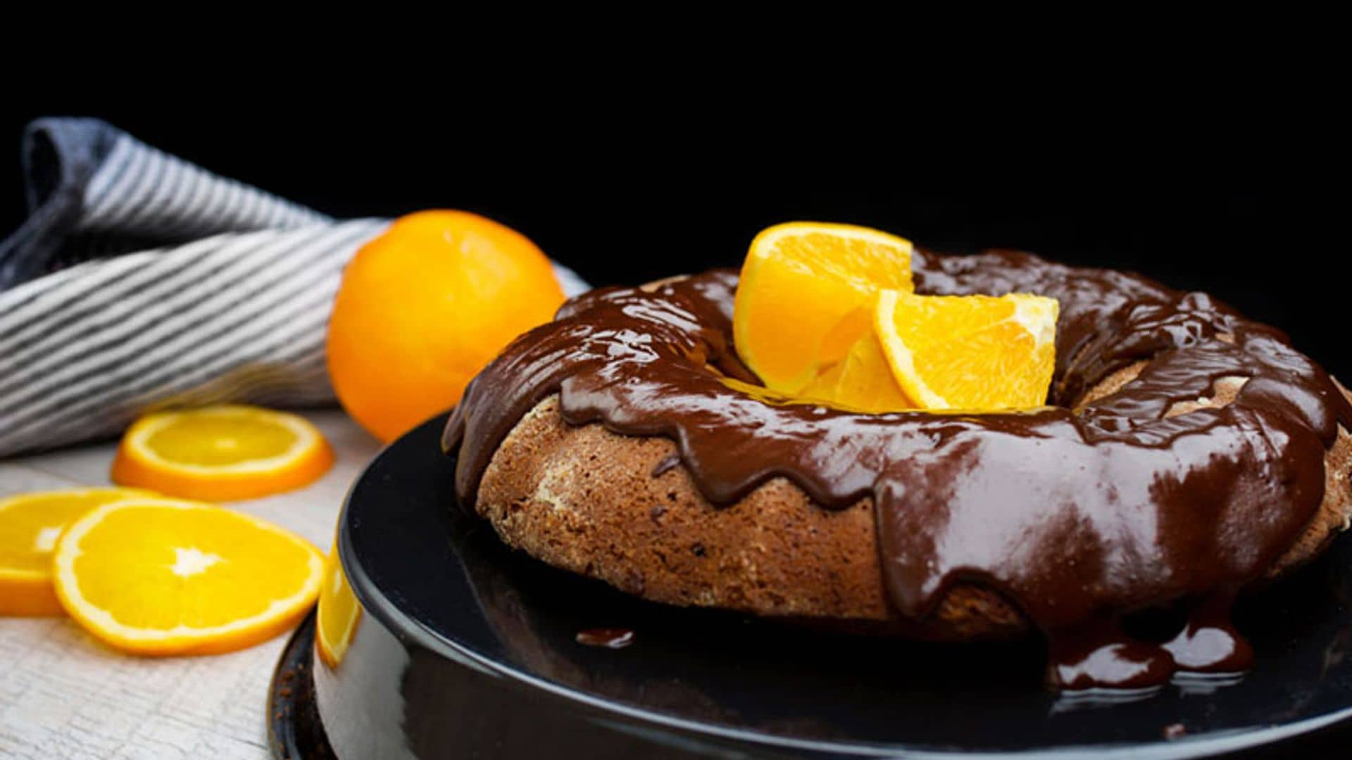 Bizcocho de chocolate con naranja