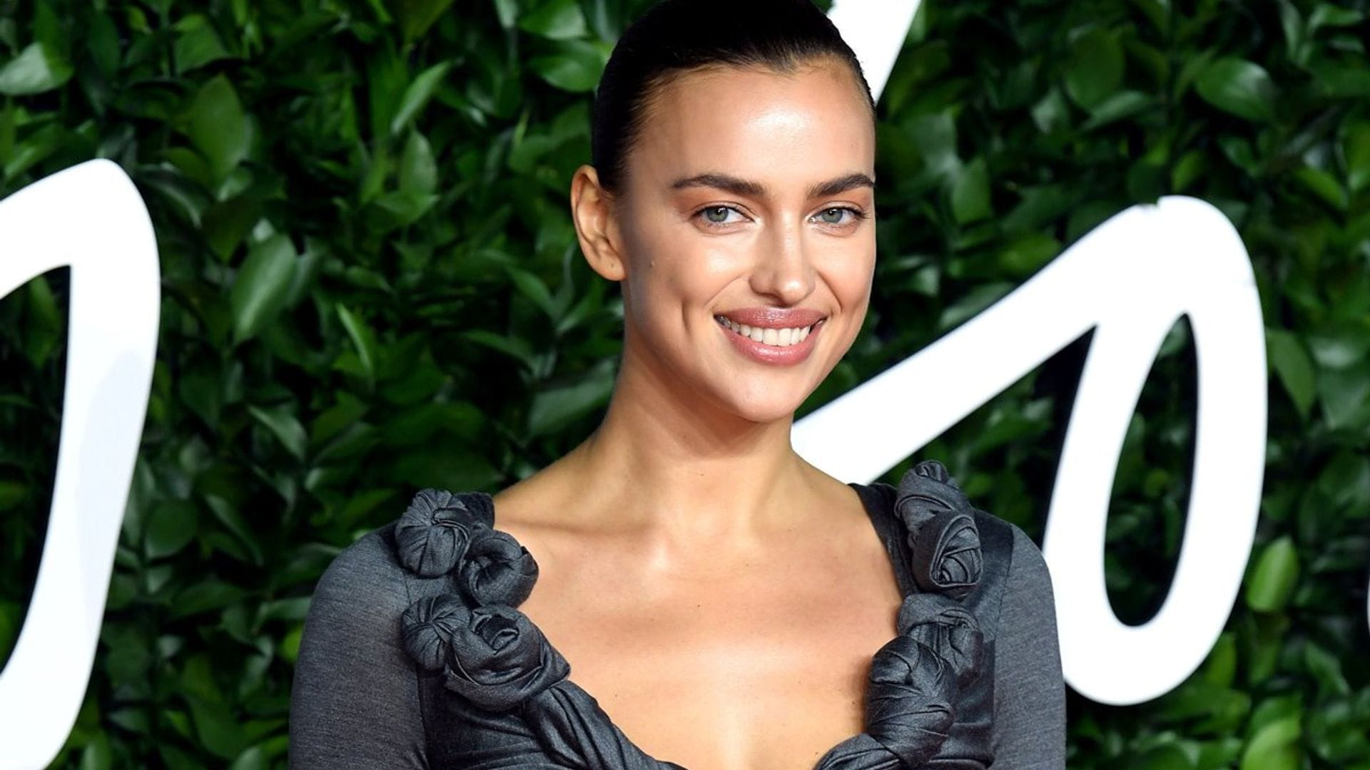 La hija de Irina Shayk sorprende con un espectacular bolso de edición limitada