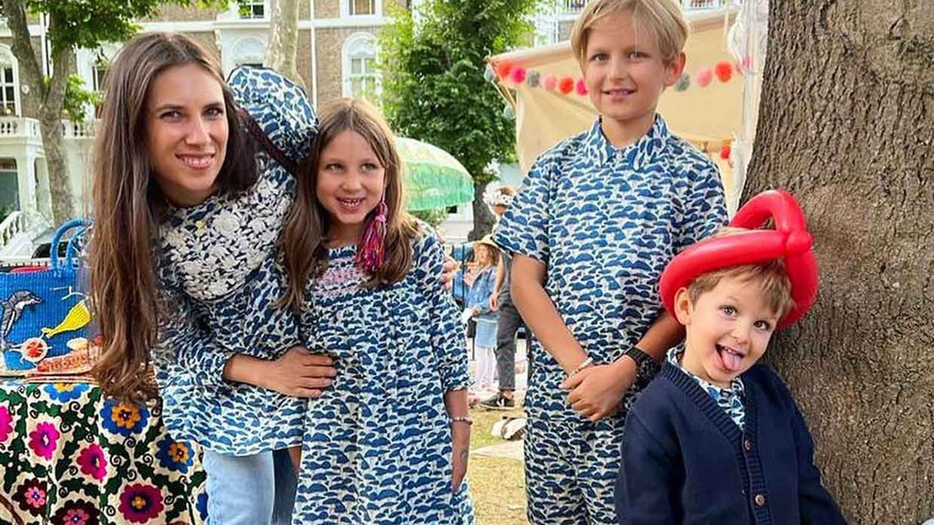 Tatiana Santo Domingo presume de sus hijos, modelos de las creaciones de mamá